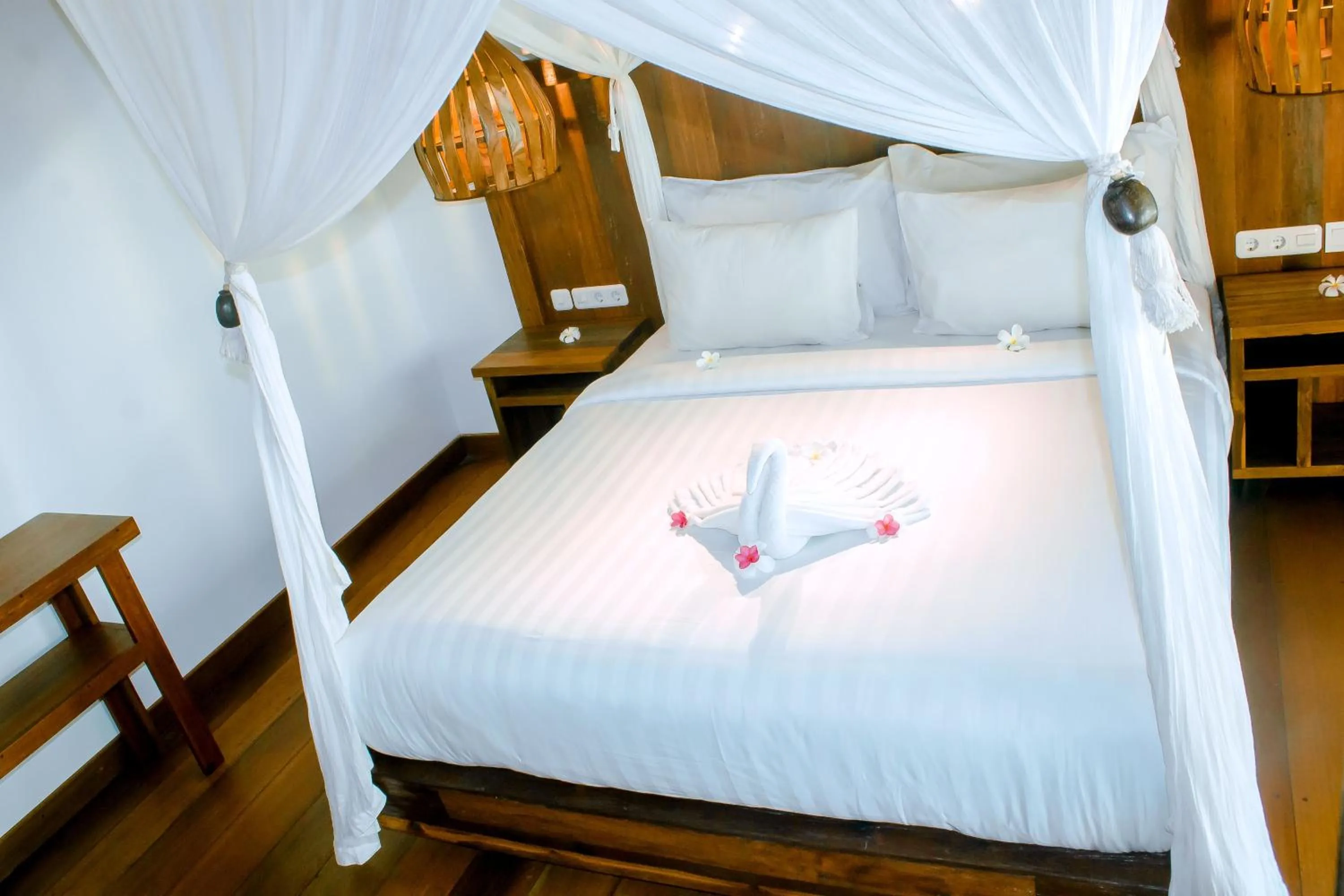 Bed in Island View Bar & Bungalow