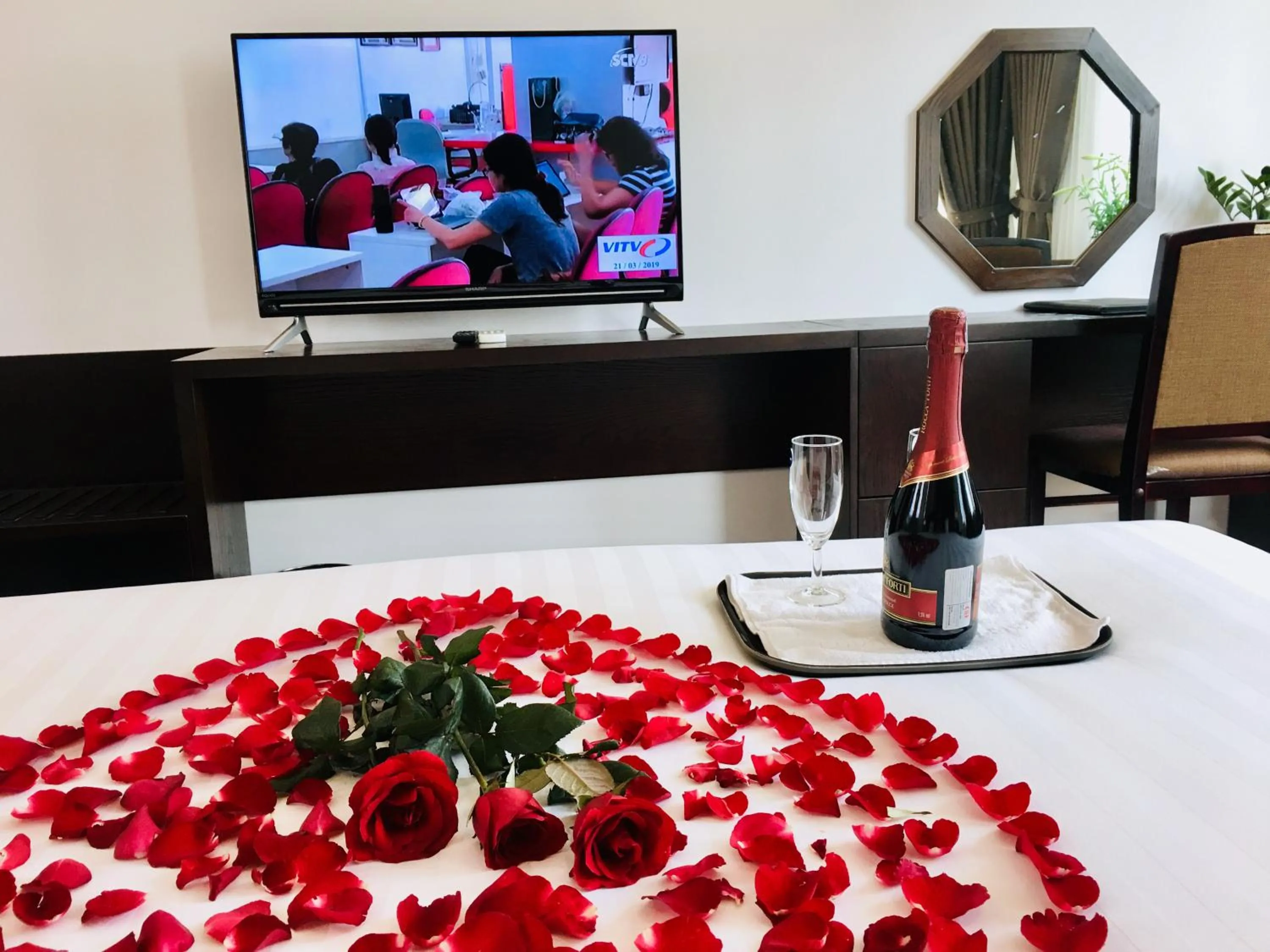 TV and multimedia in T&M Luxury Hotel Hanoi