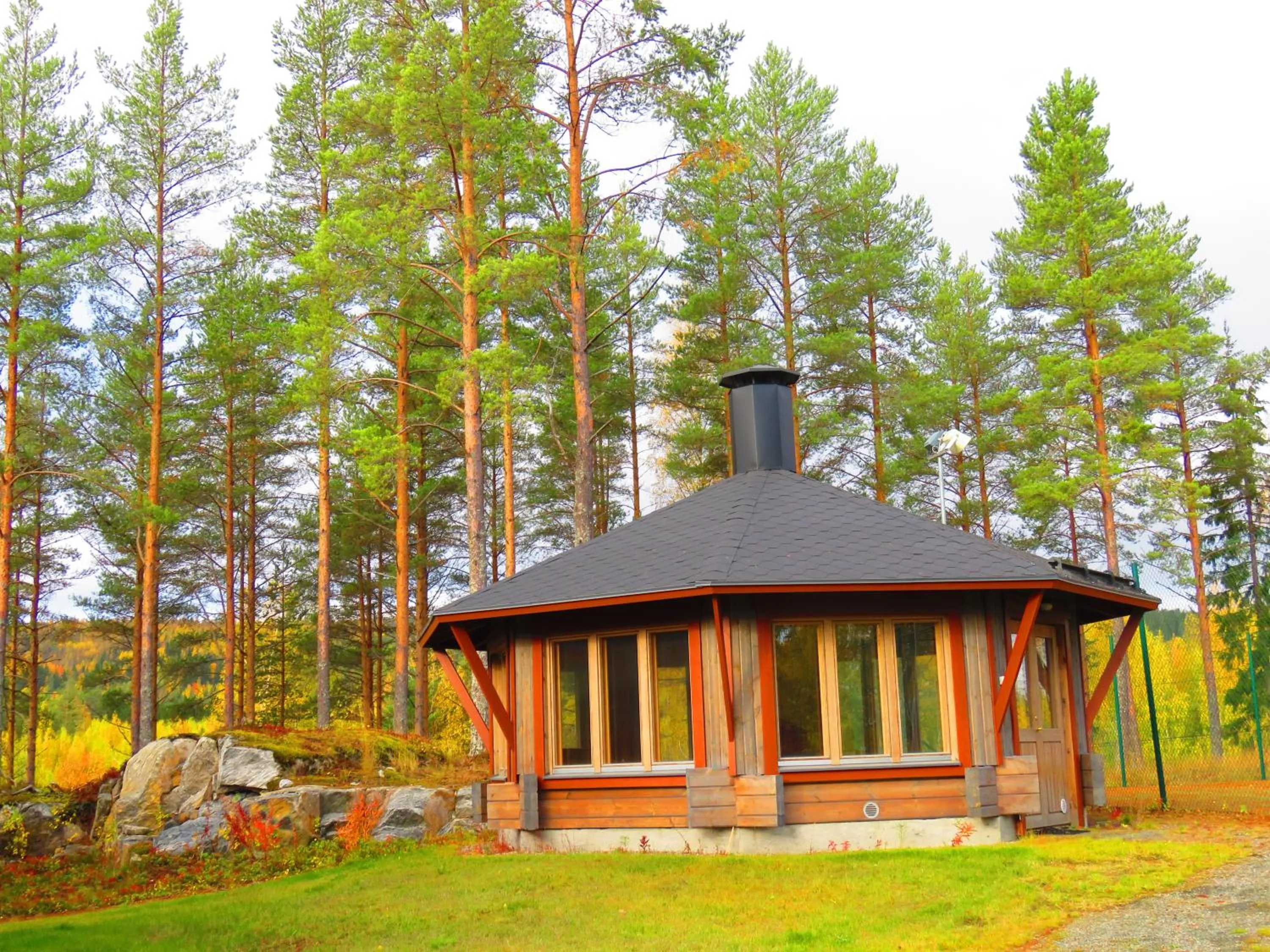 BBQ facilities in Holiday Village Tahko-Tours