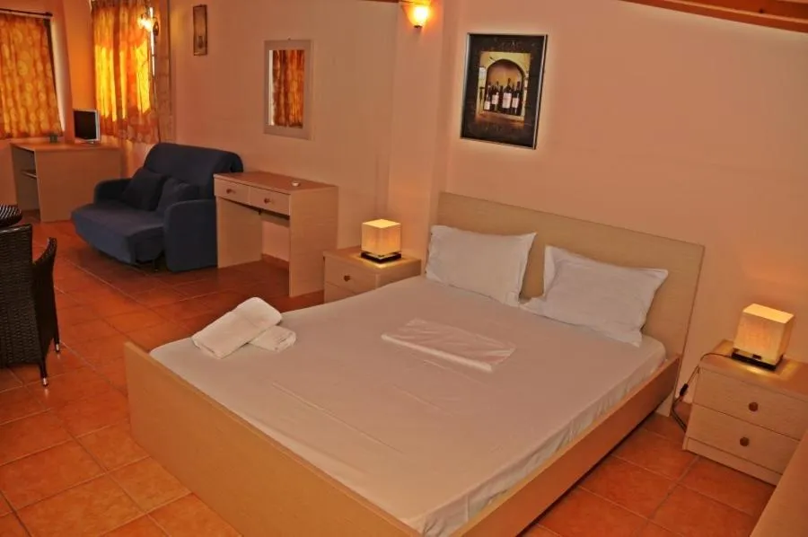 Photo of the whole room in Villa Eugenia