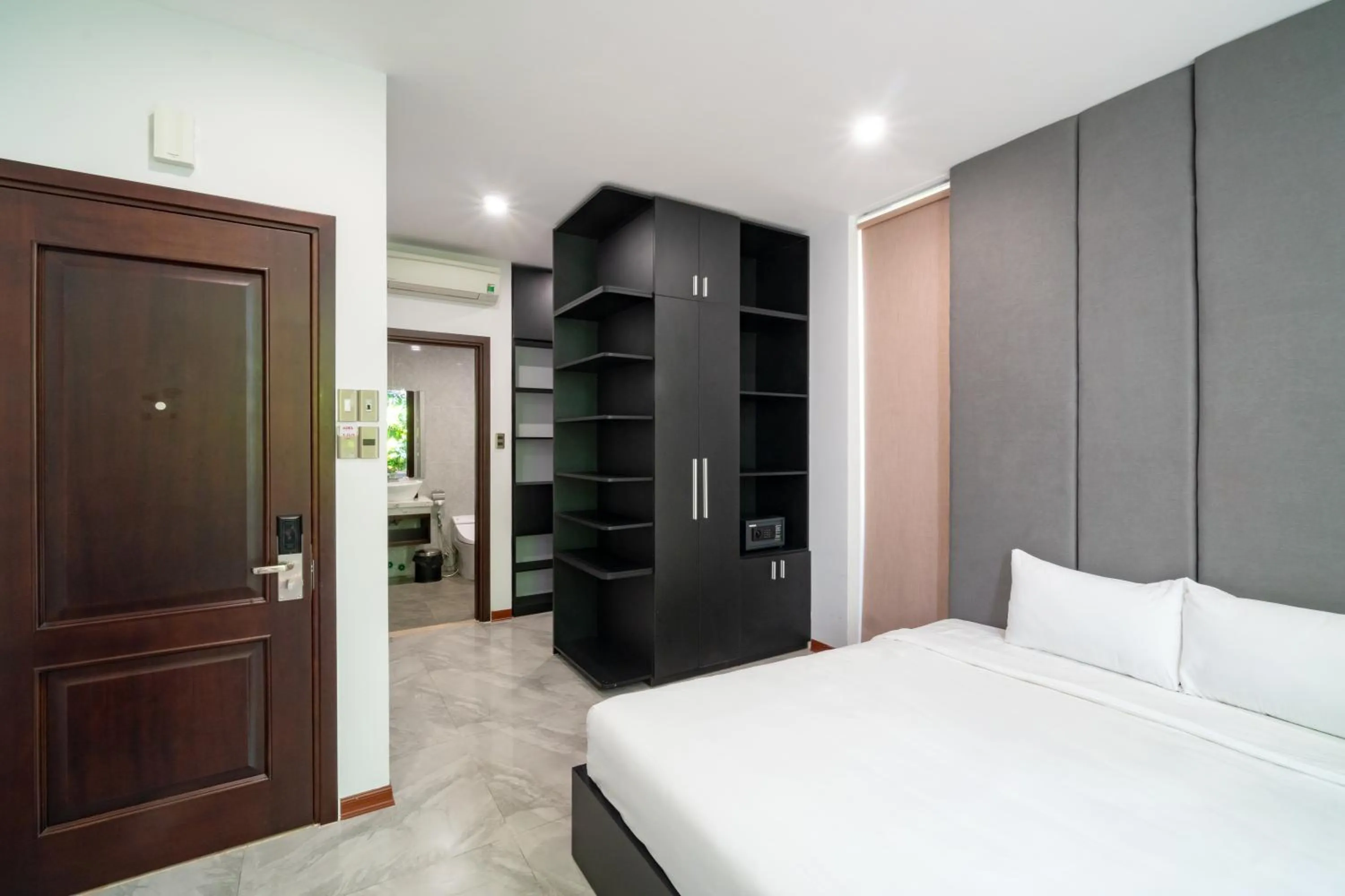 wardrobe, Bed in Khong Cam Garden Villas