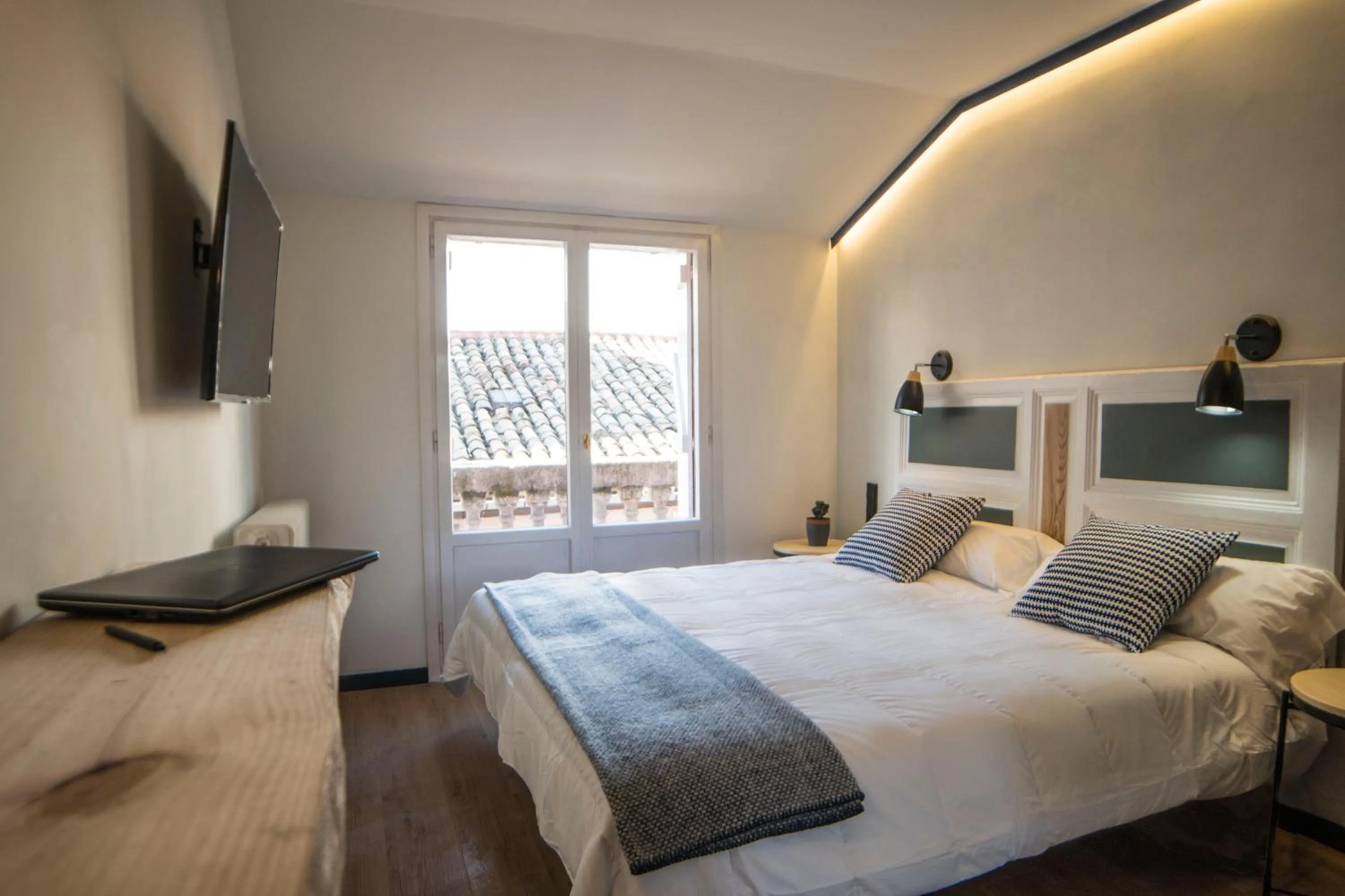 Bed in Hotel Alda Jolio Jaca