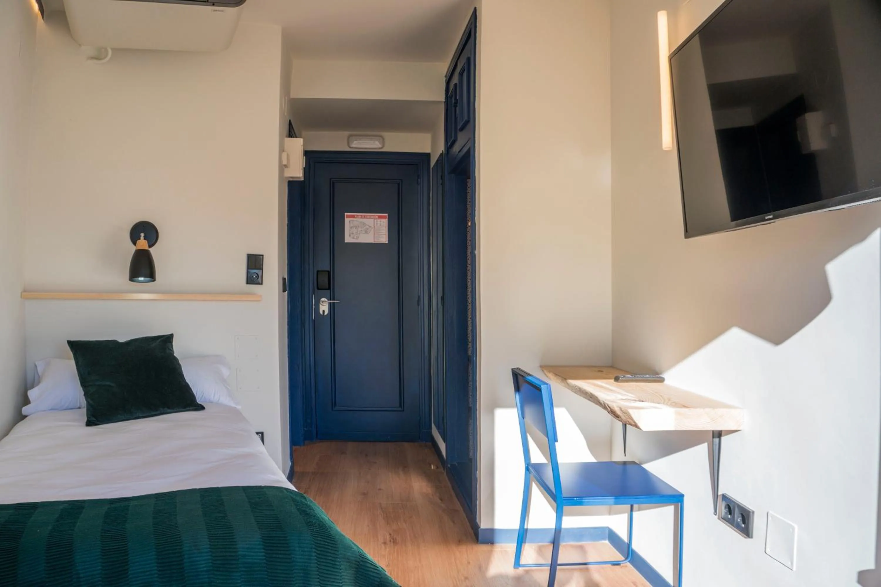 Bed in Hotel Alda Jolio Jaca