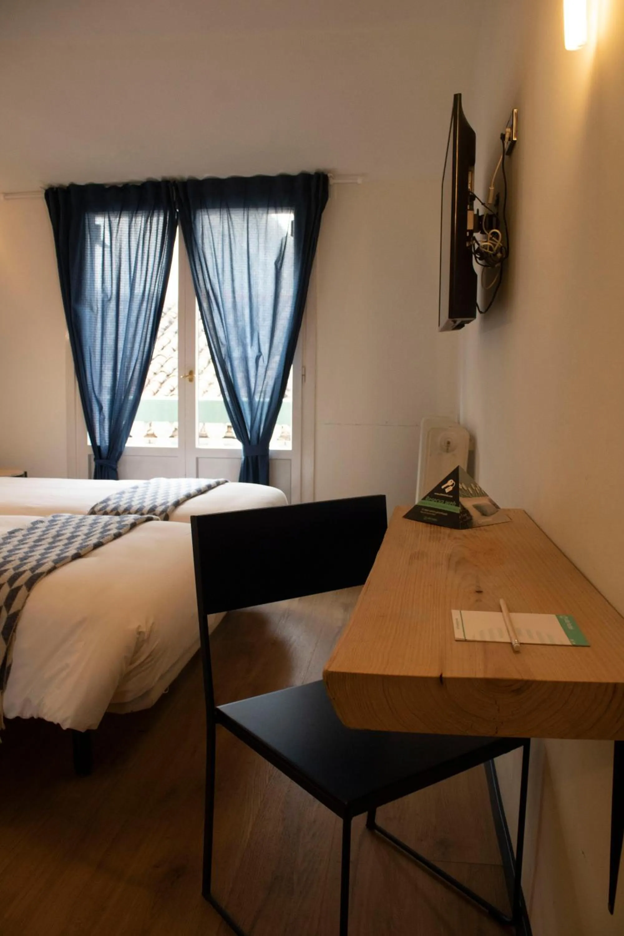 Bedroom, Bed in Hotel Alda Jolio Jaca