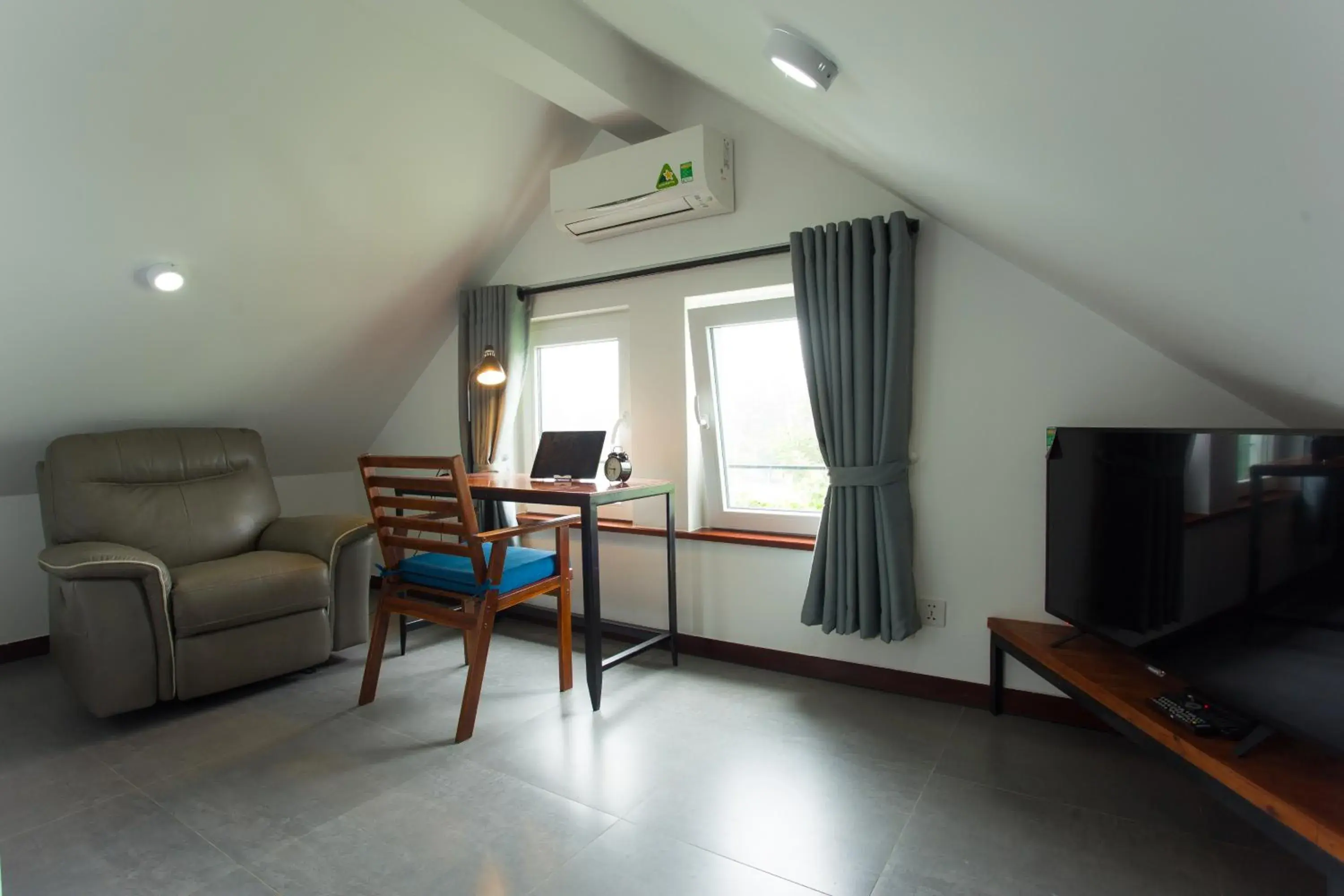 Double Room with Terrace - single occupancy in An Bang beach Chay Villas Double Room with Terrace - single occupancy in An Bang beach Chay Villas