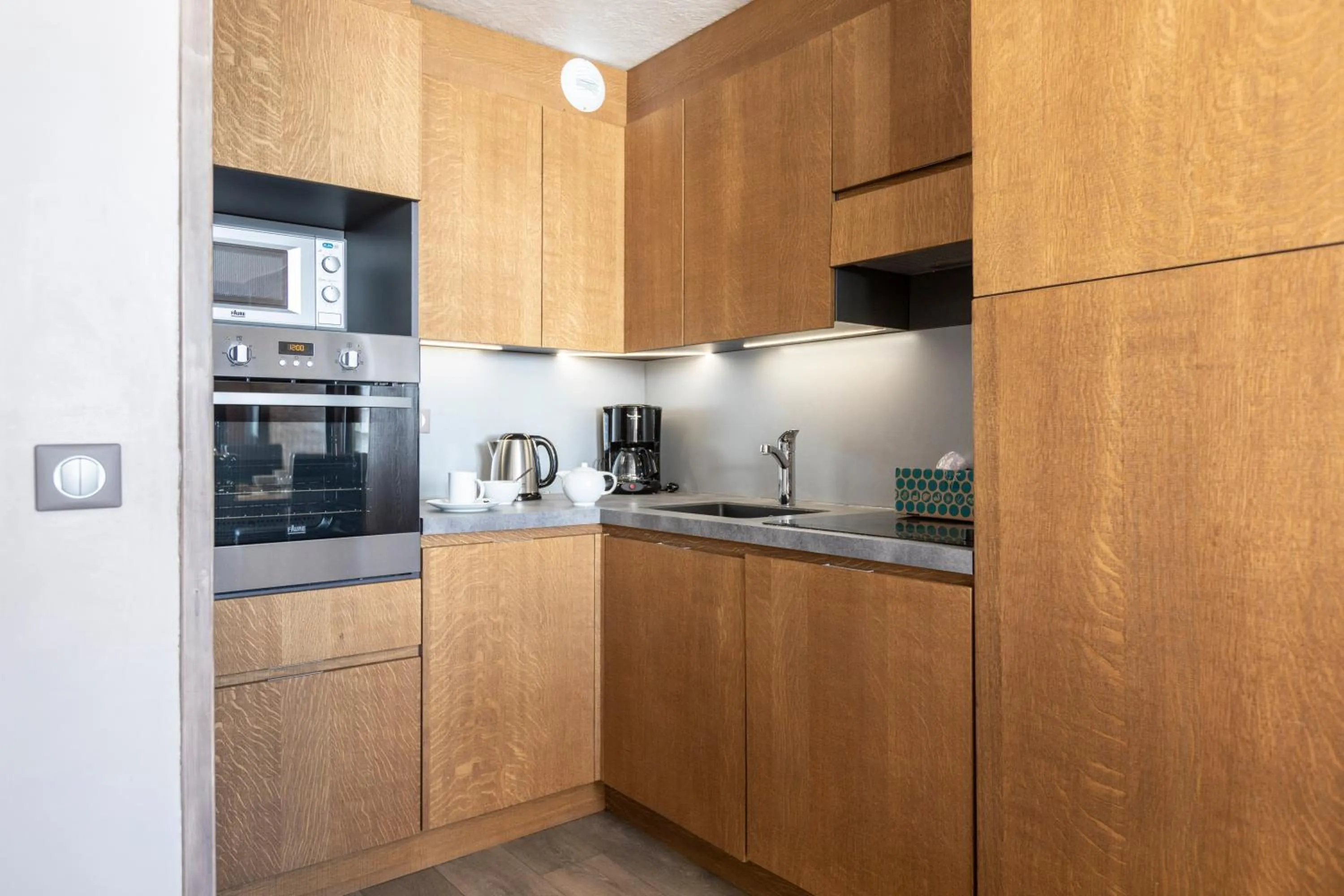 Coffee/tea facilities in Chalet des Neiges Hermine