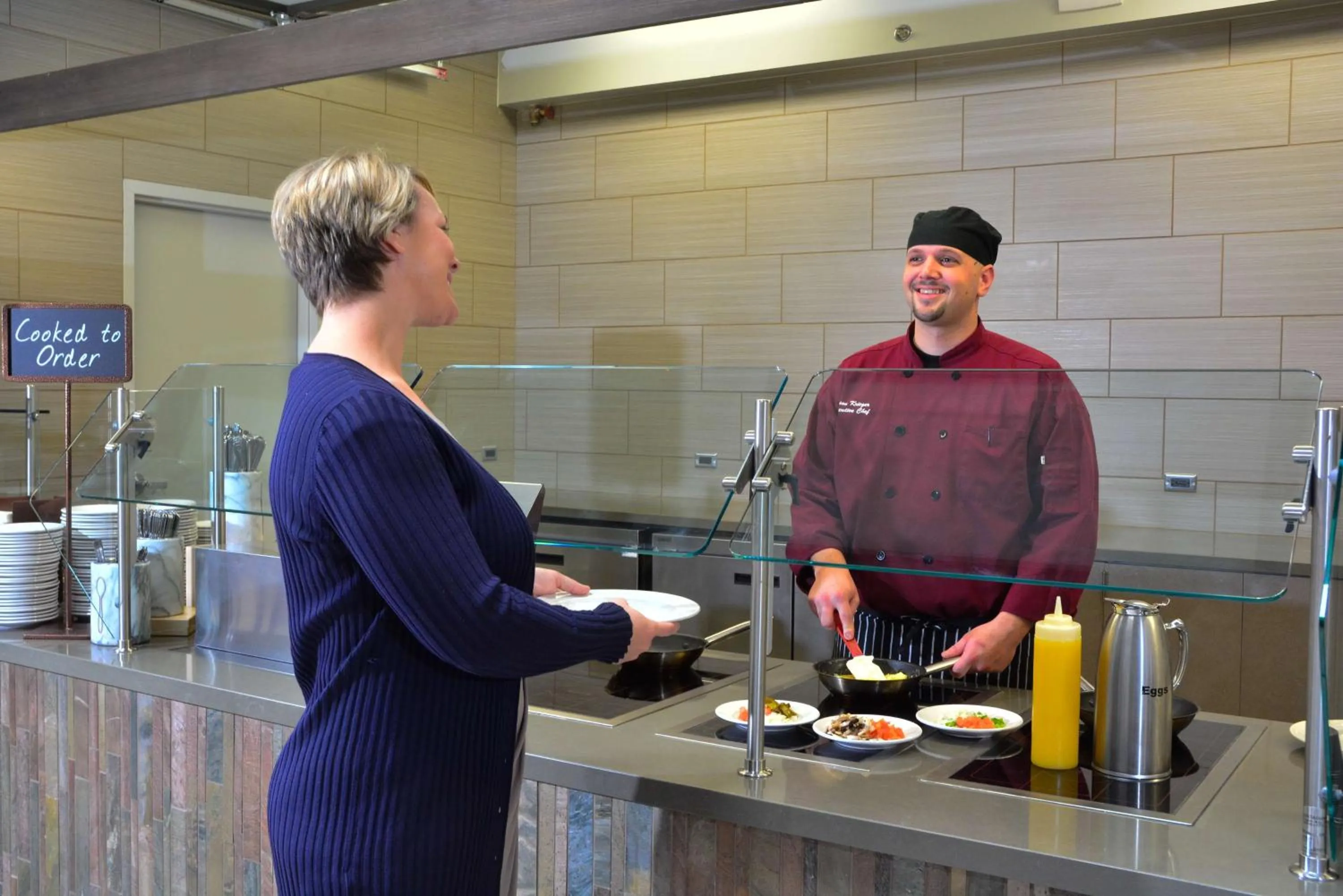 Lounge or bar in Embassy Suites by Hilton Denver Central Park