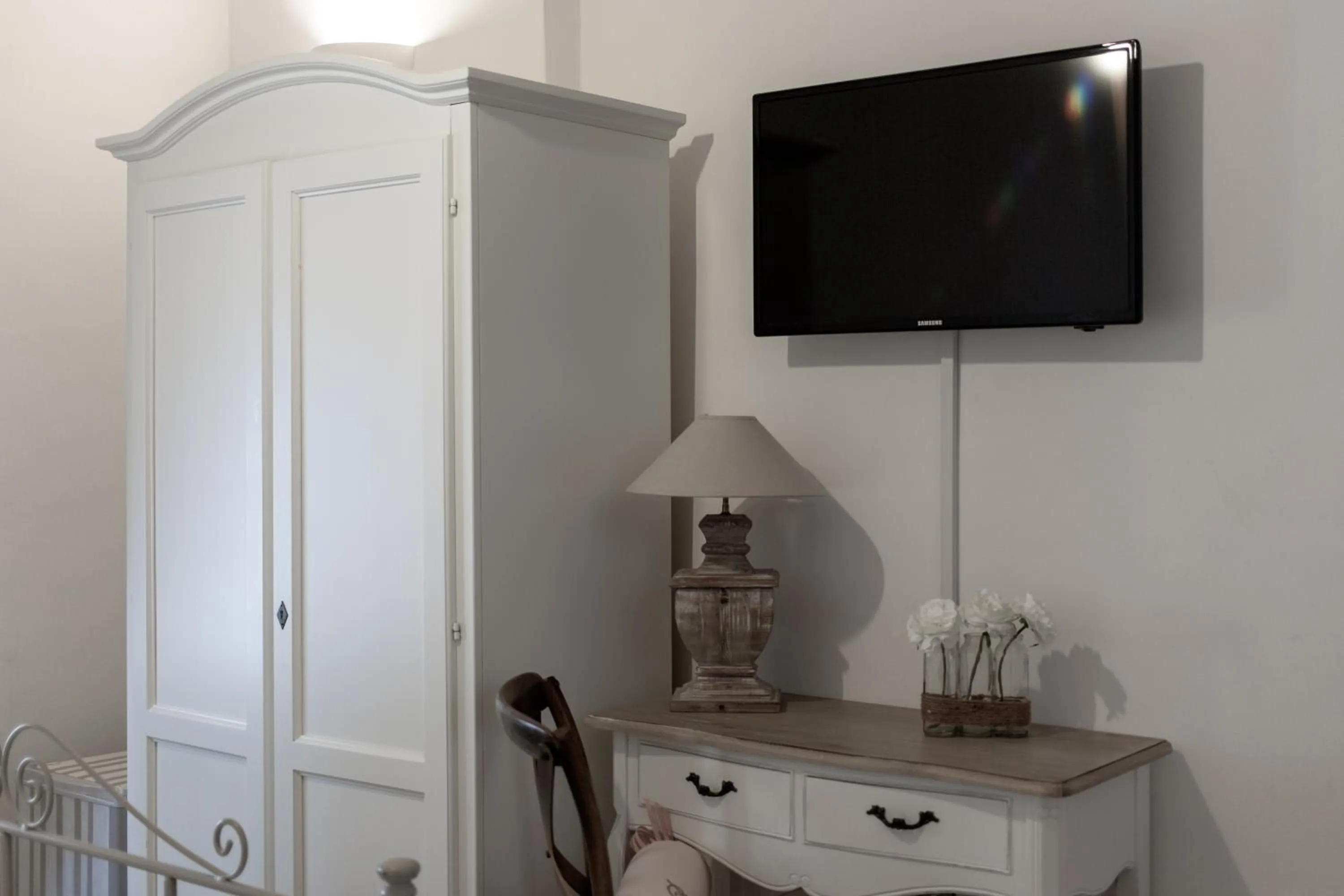 TV and multimedia in Le Caravelle Bed and Breakfast