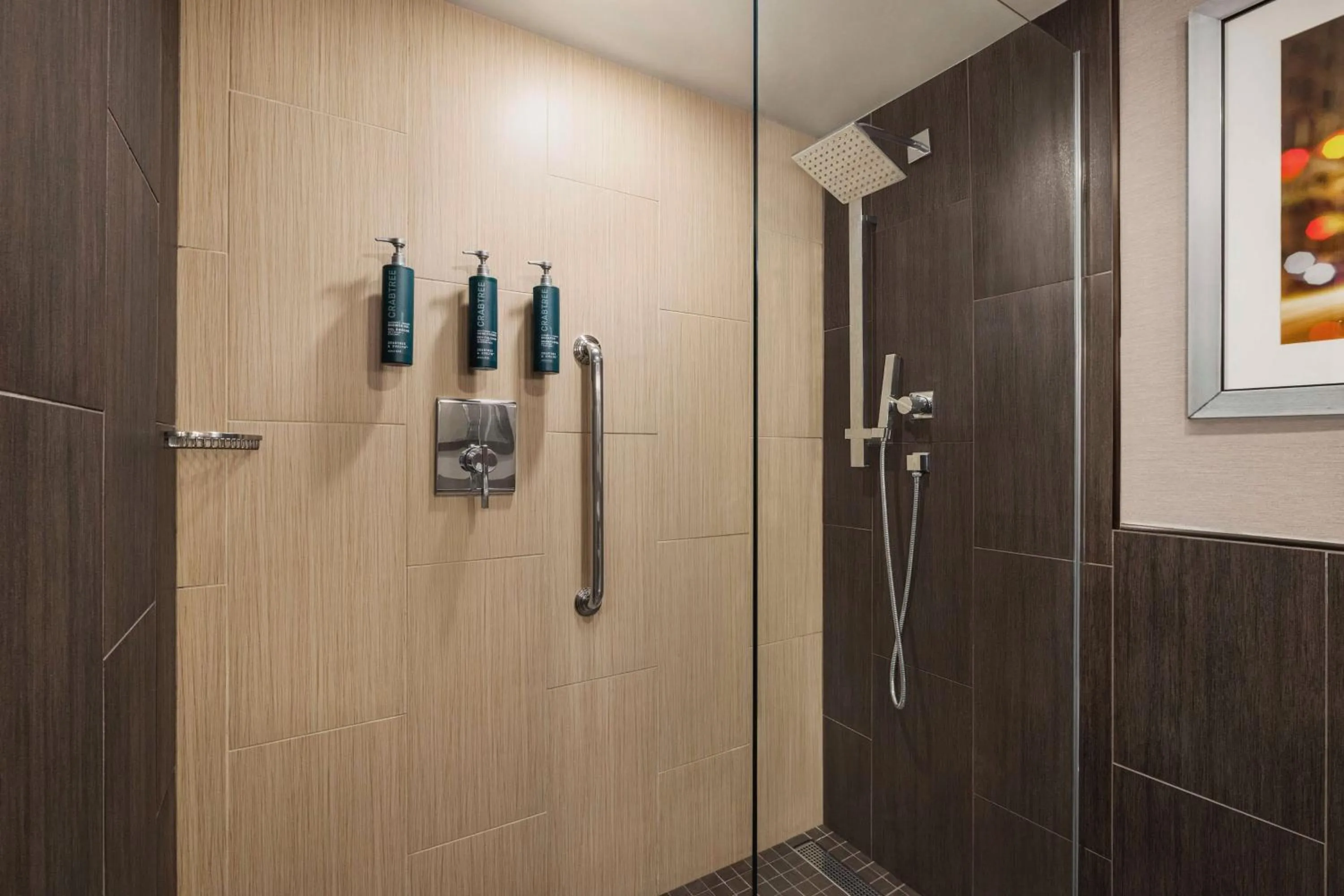 Bathroom in Hilton Philadelphia City Avenue