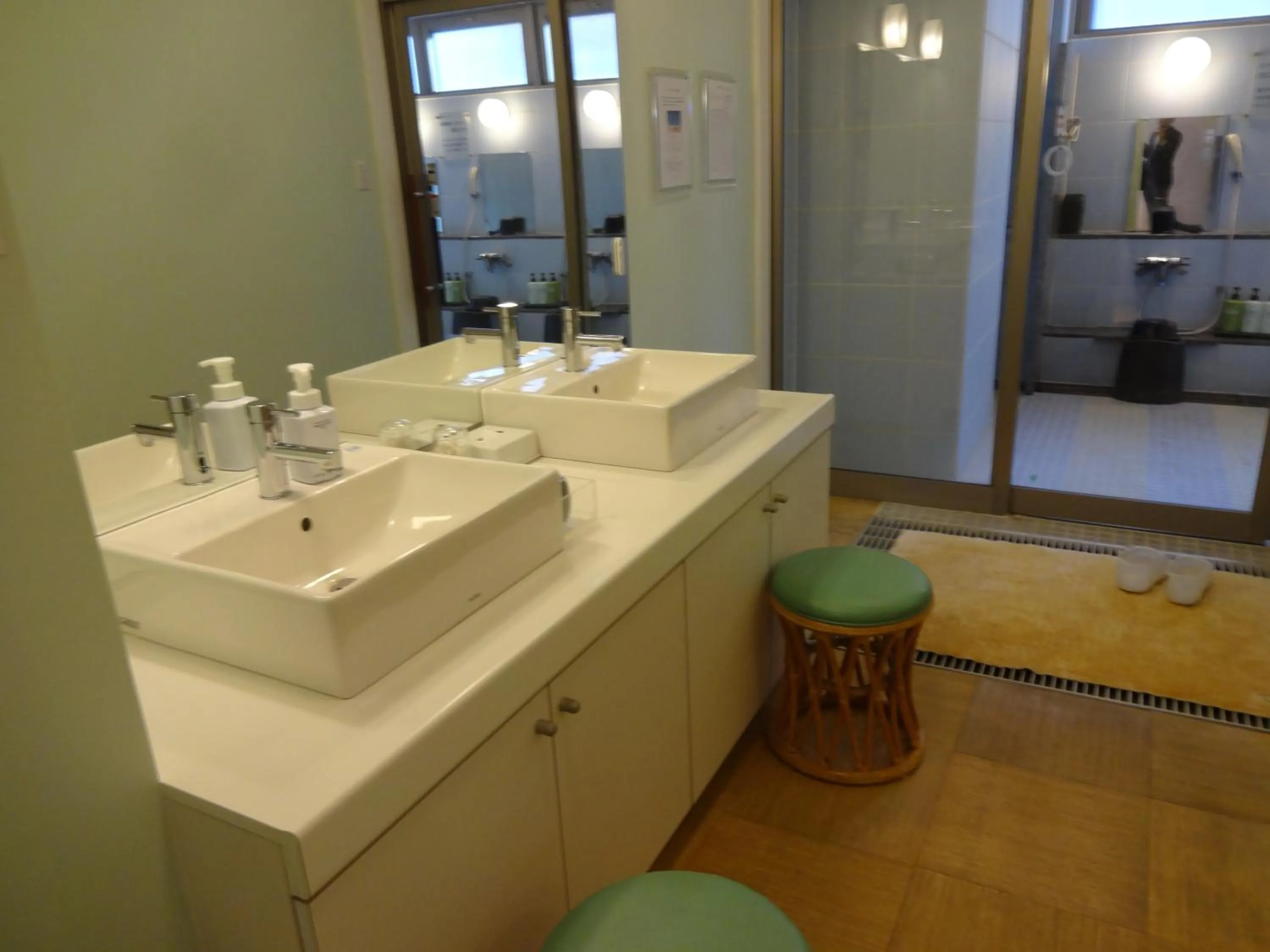 Bathroom in Hotel 1-2-3 Takasaki