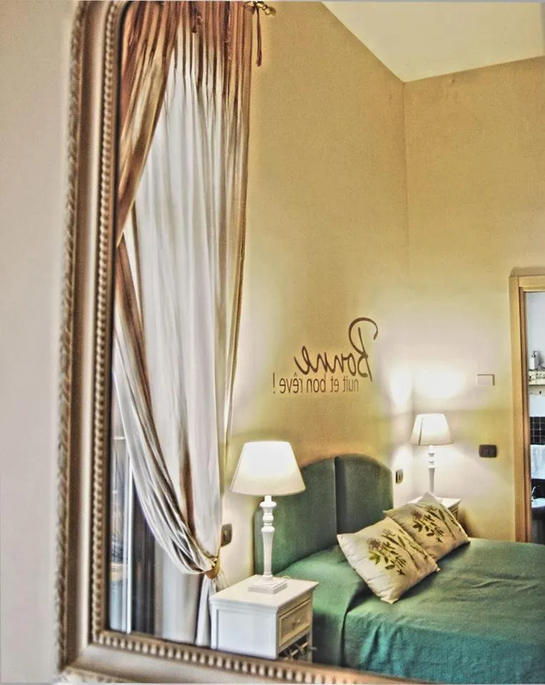 Bed in PortAtenea - Atenea Collection