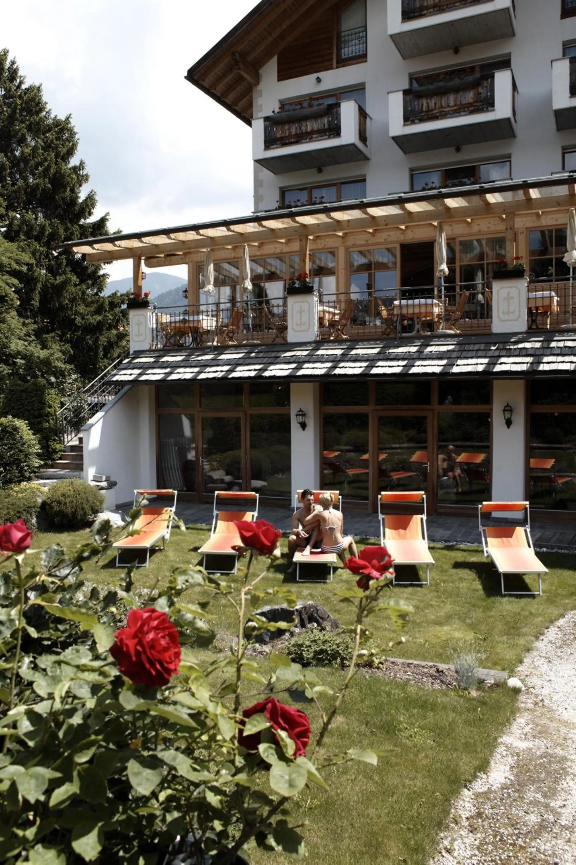 Garden in Hotel Der Tharerwirt