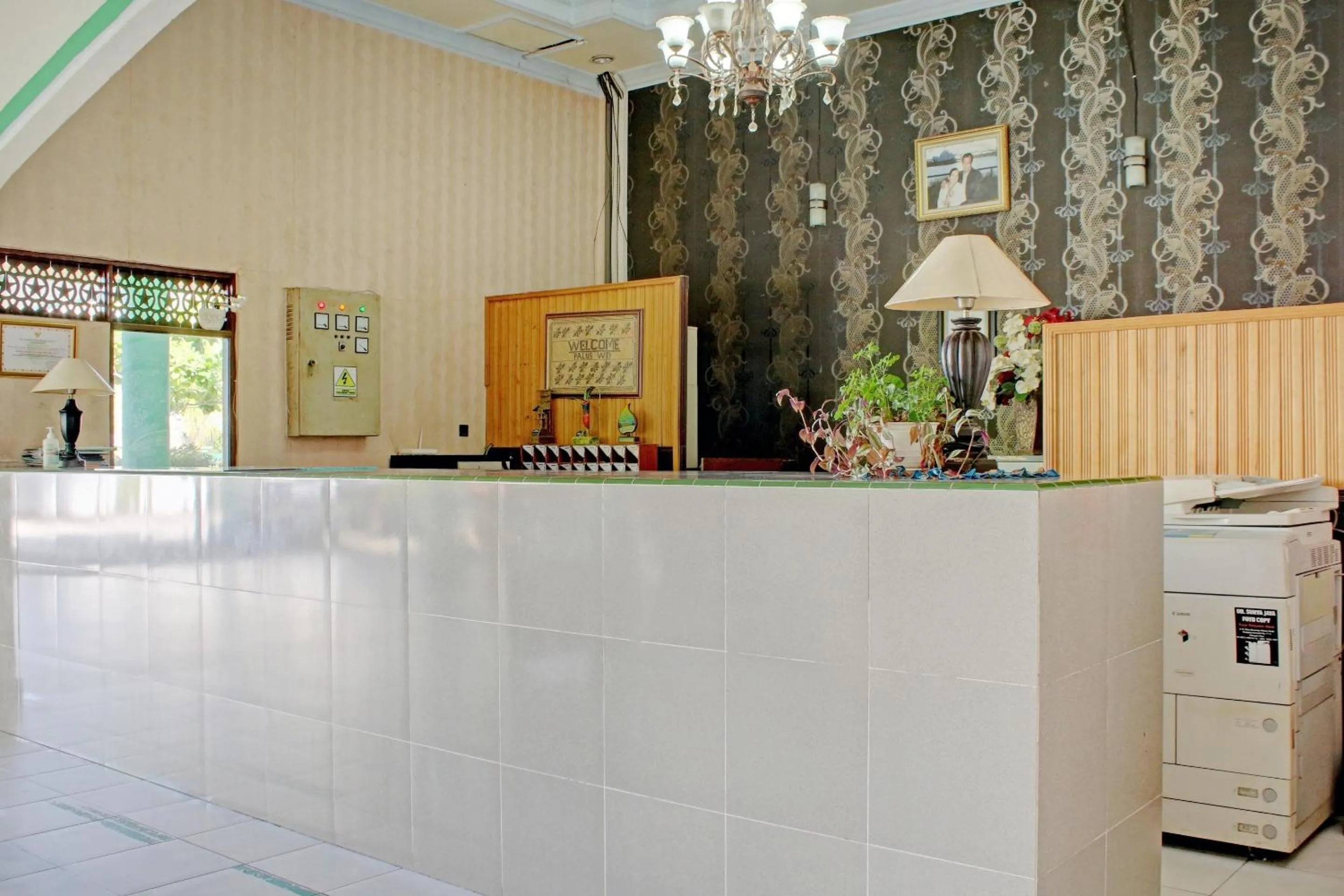 Lobby or reception in Capital O 90417 Hotel Batu Suli Internasional