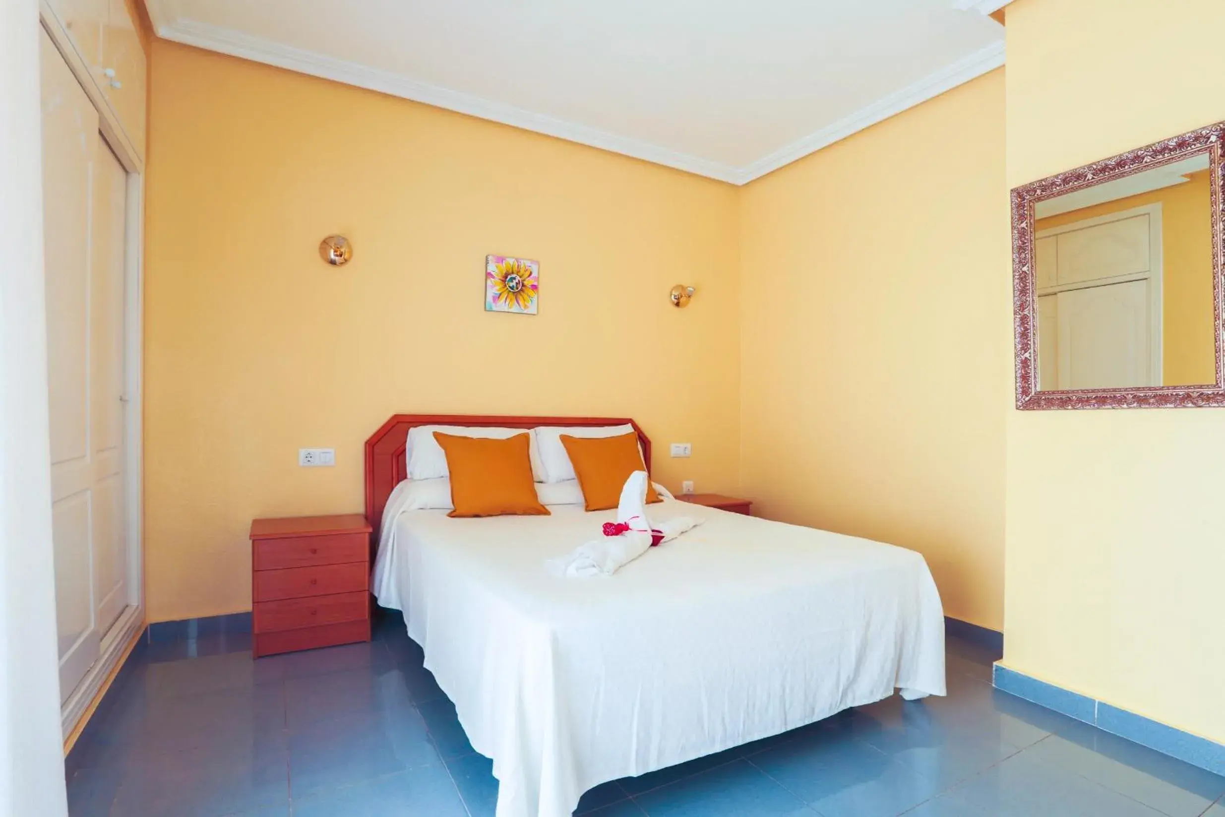 Superior Double Room with Jacuzzi in Hotel Tuto Superior Double Room with Jacuzzi in Hotel Tuto