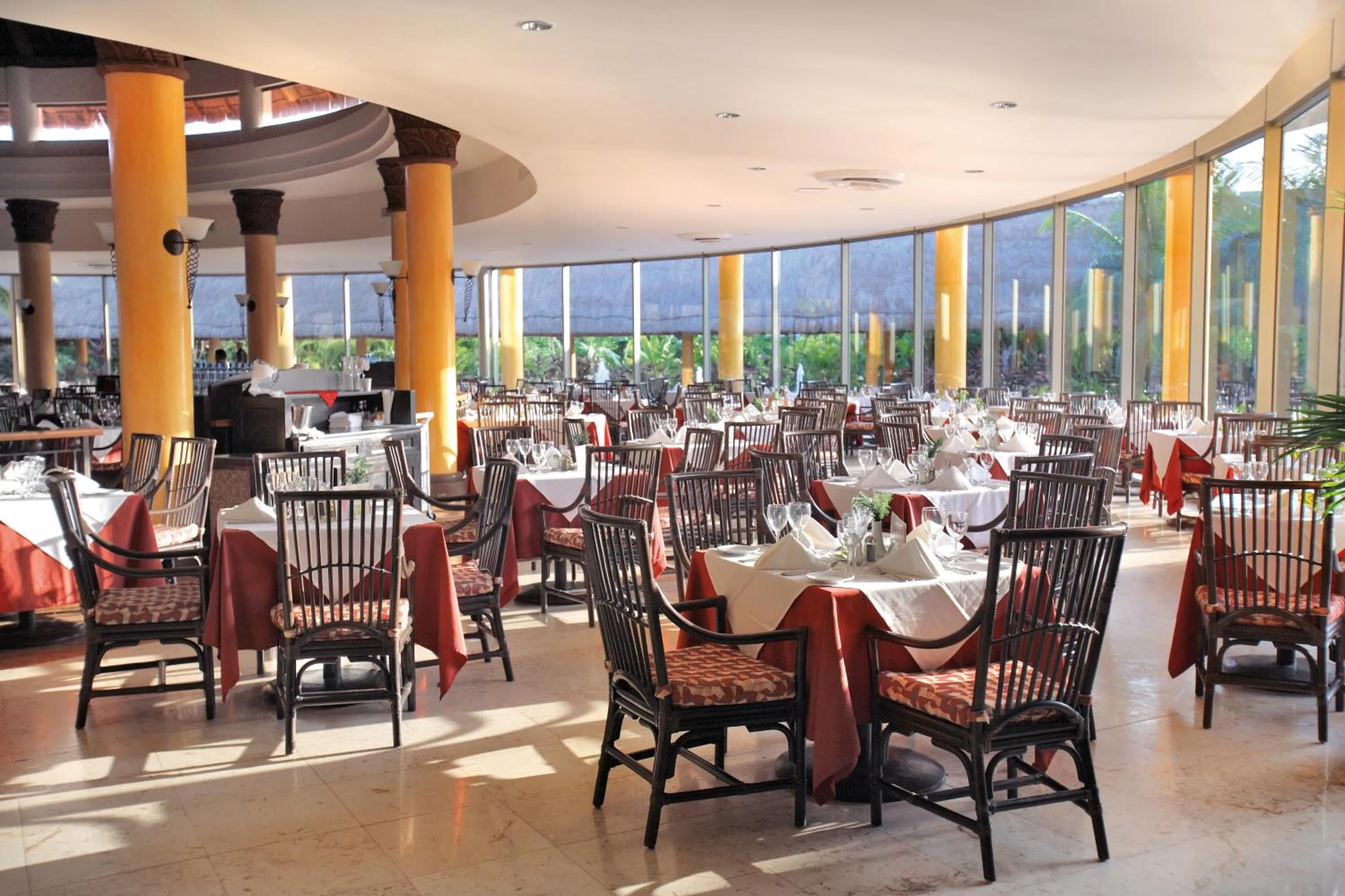 Restaurant/places to eat in Barceló Maya Tropical - All Inclusive