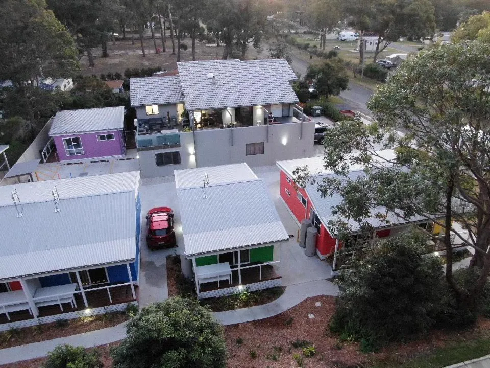 Property building in Huskisson Beach Escape