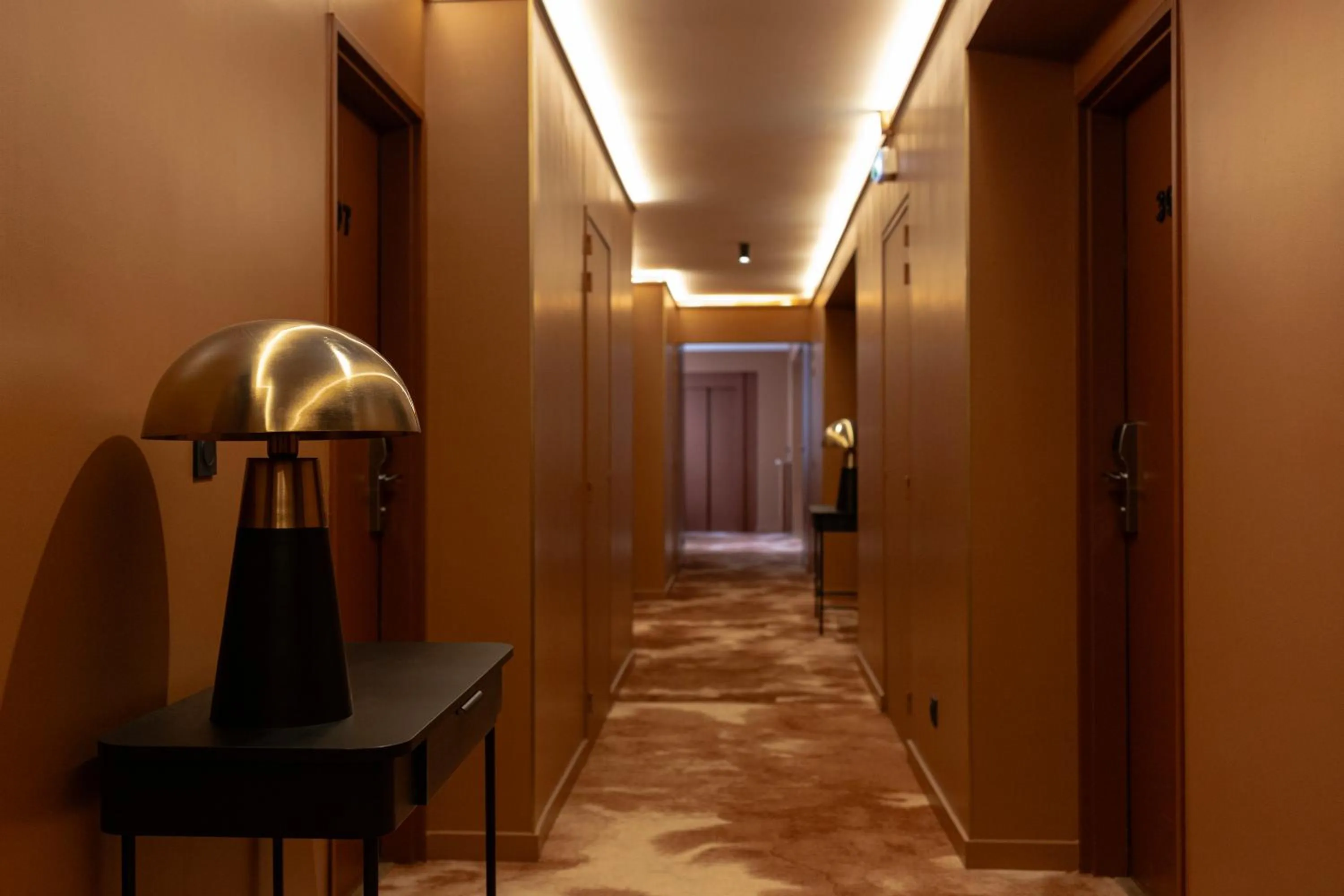 Lobby or reception in Hôtel Alliance - Proche Paris