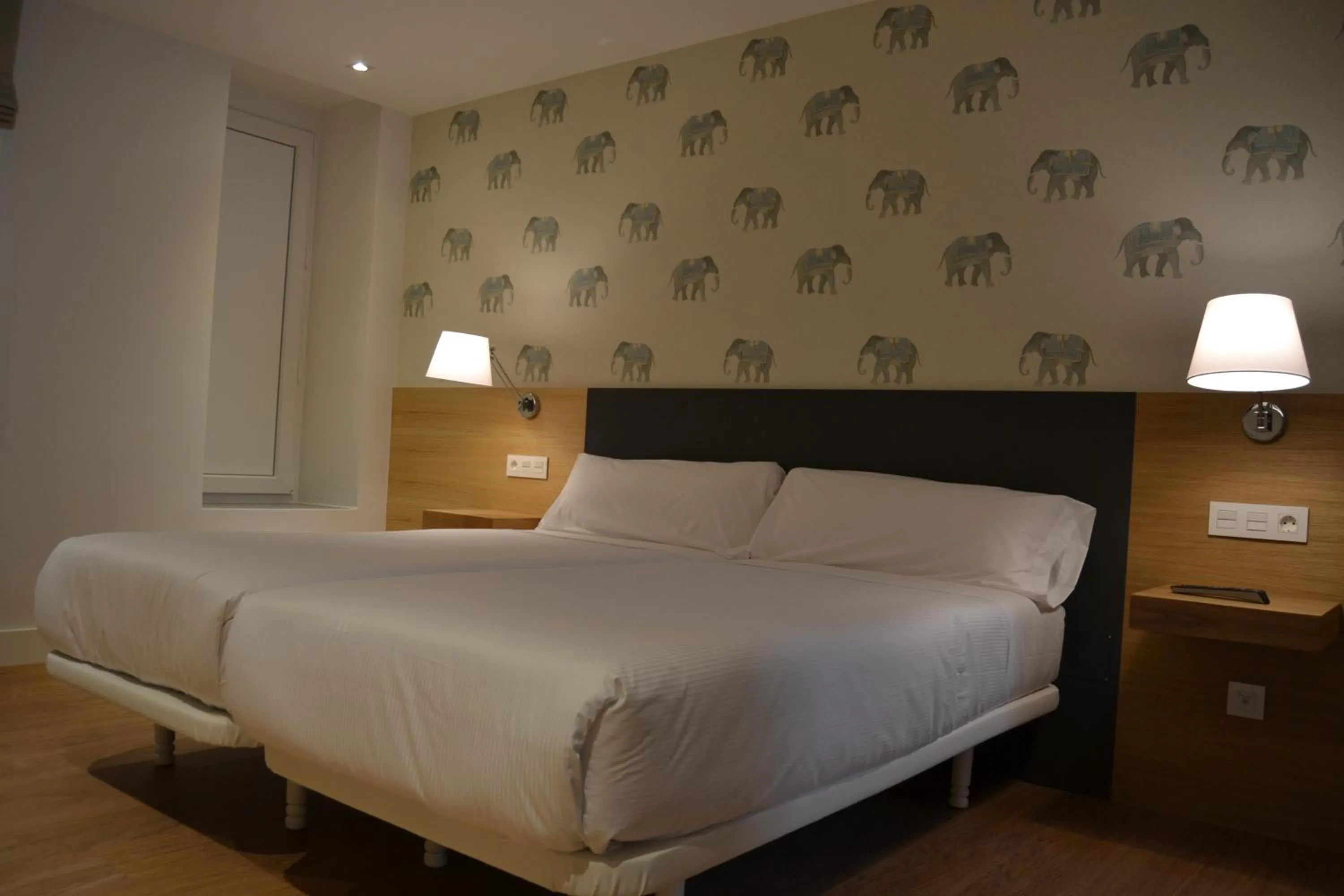 Photo of the whole room, Bed in Deniké Grupo Atalaia