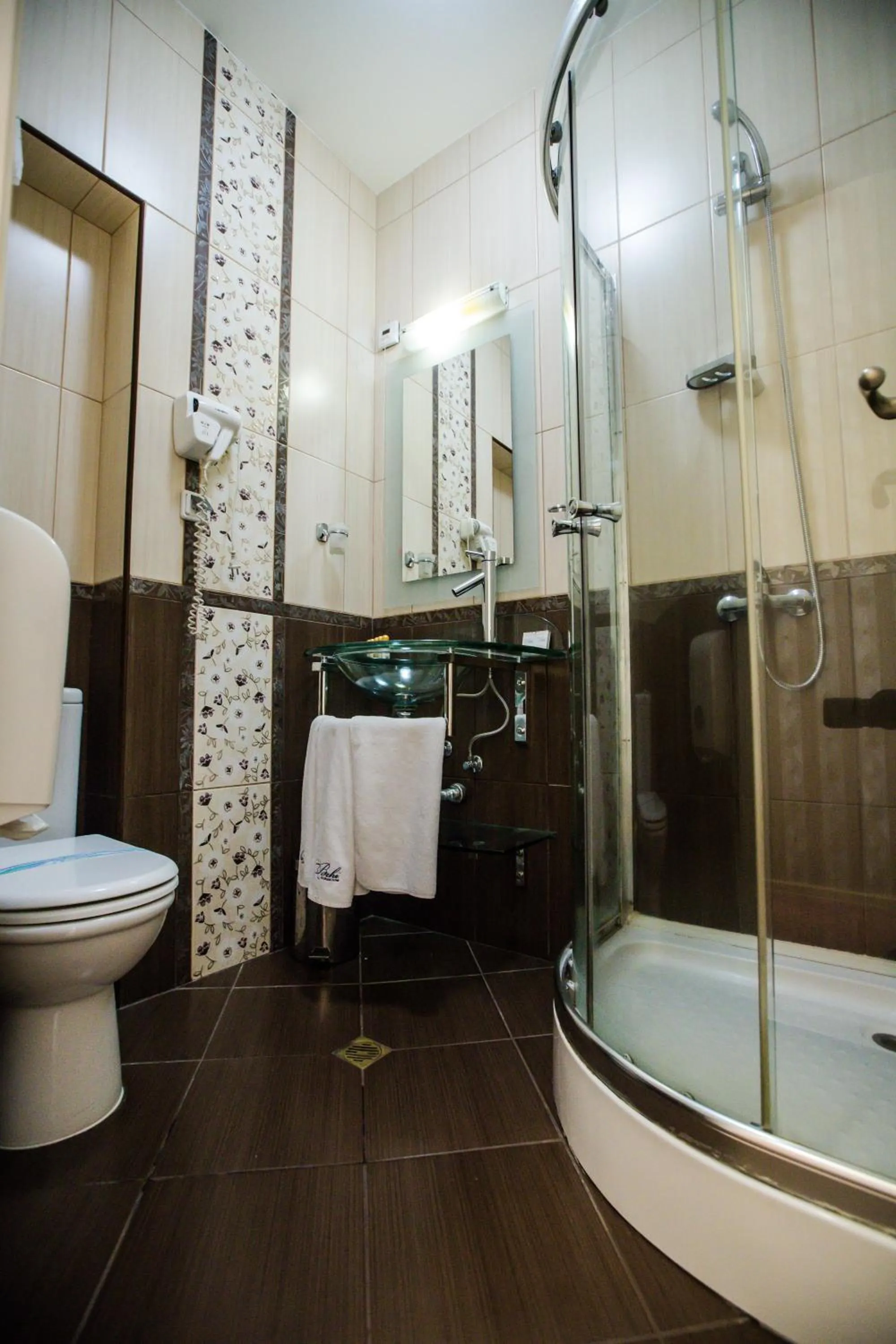 Shower in Boutique Hotel Behi
