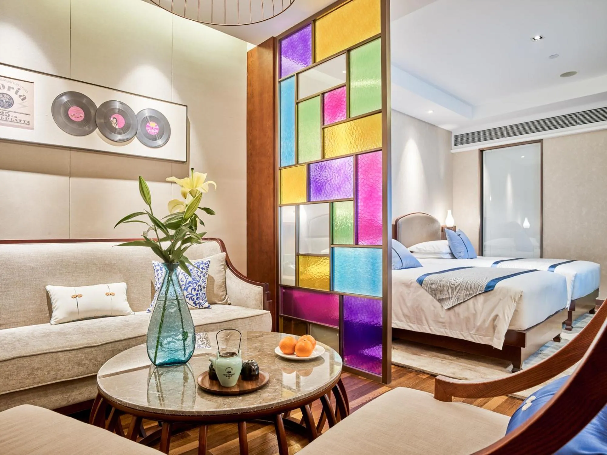 Photo of the whole room, Bed in SSAW Boutique Hotel Nanjing Grand Theatre