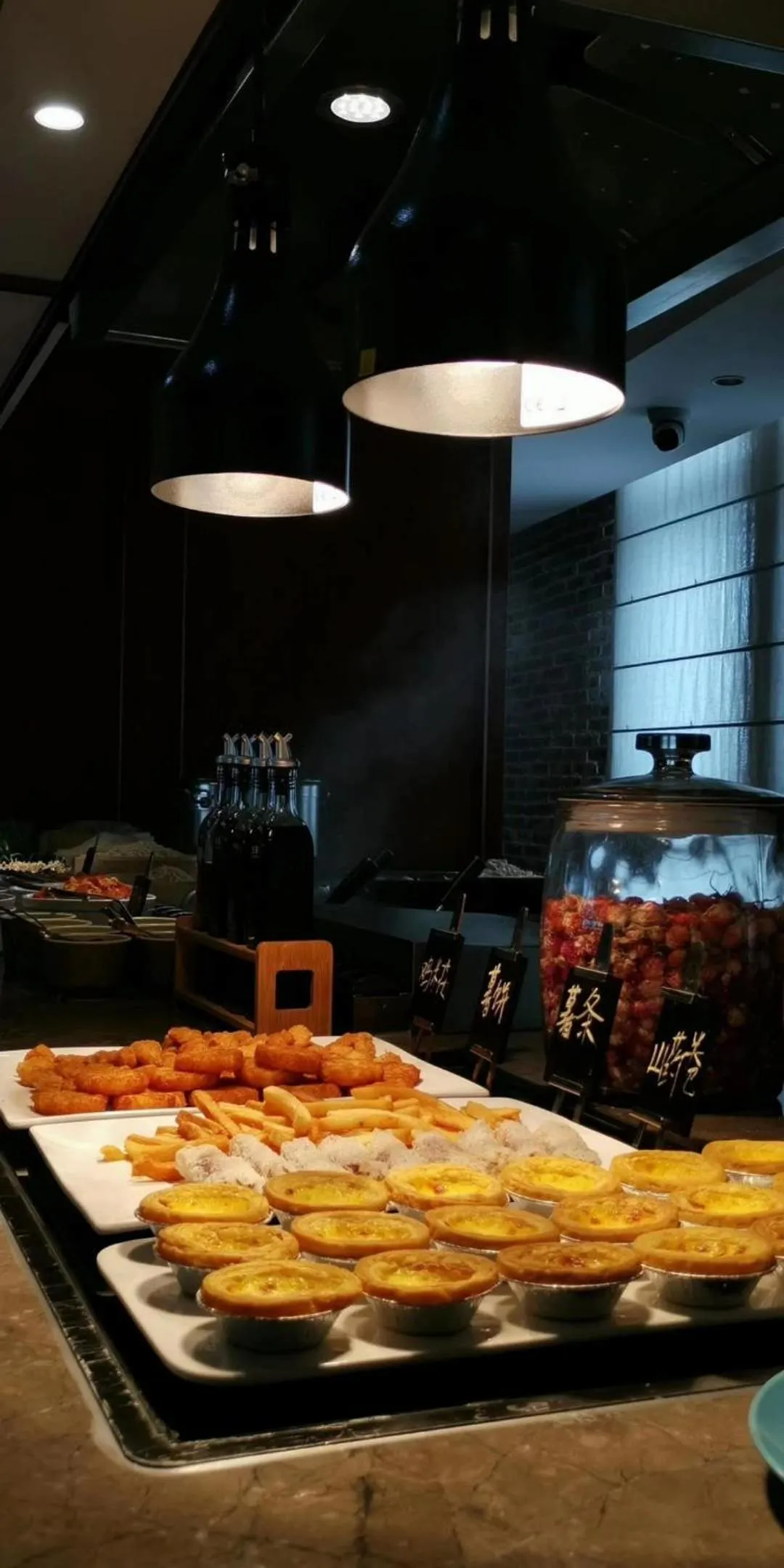 Buffet breakfast in SSAW Boutique Hotel Nanjing Grand Theatre