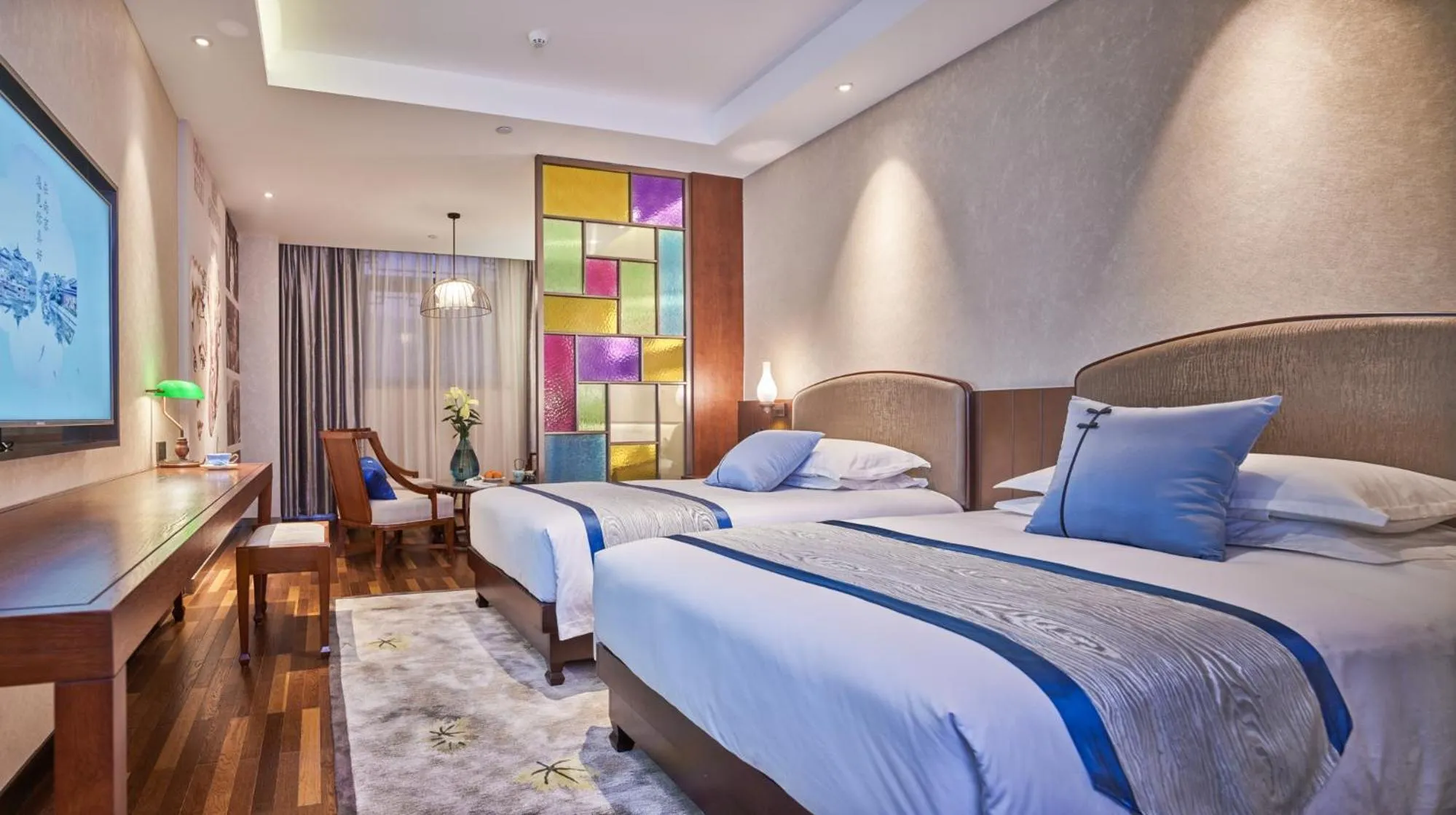 Photo of the whole room, Bed in SSAW Boutique Hotel Nanjing Grand Theatre