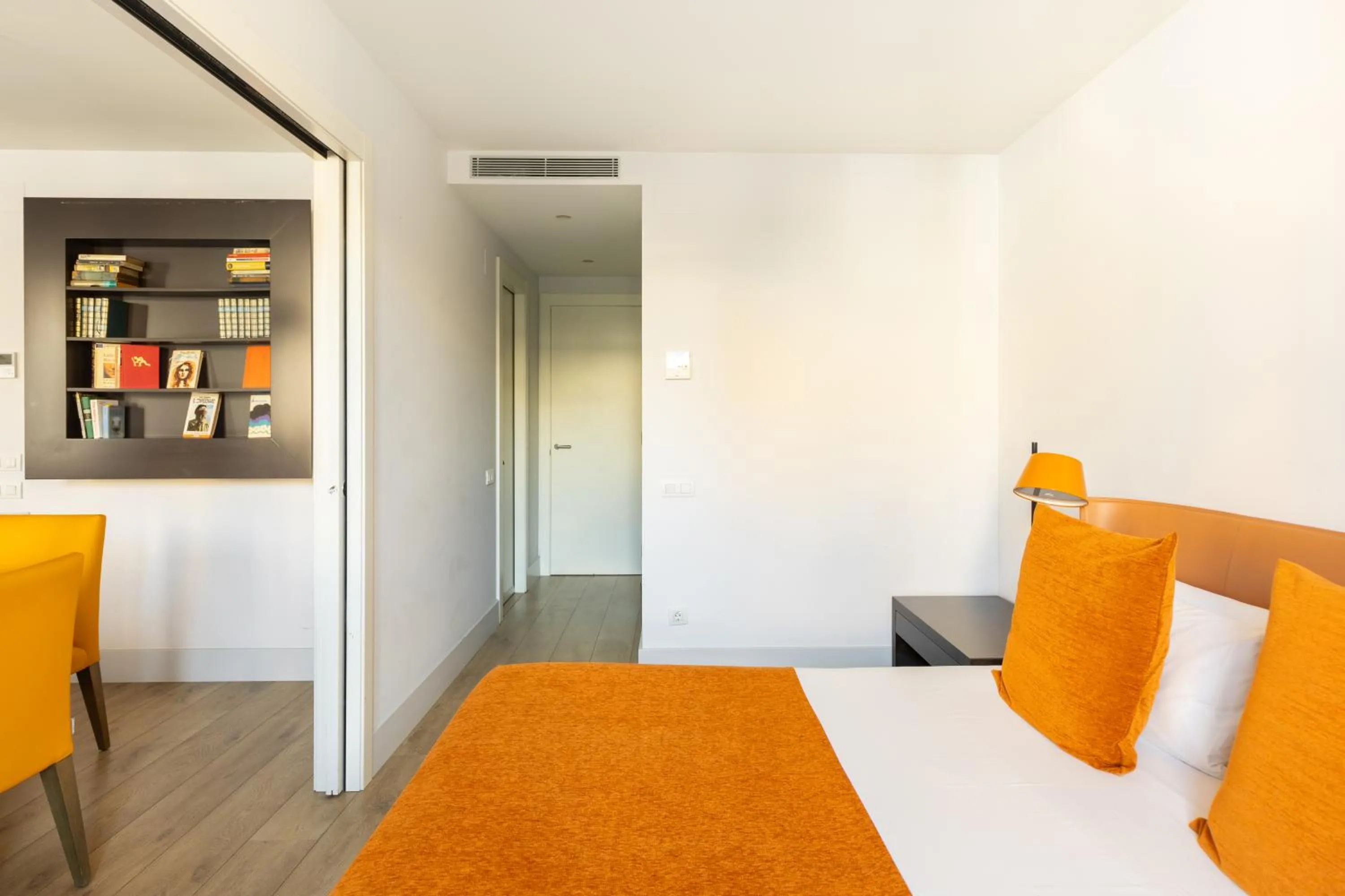 Bed in Cosmo Apartments Passeig de Gràcia