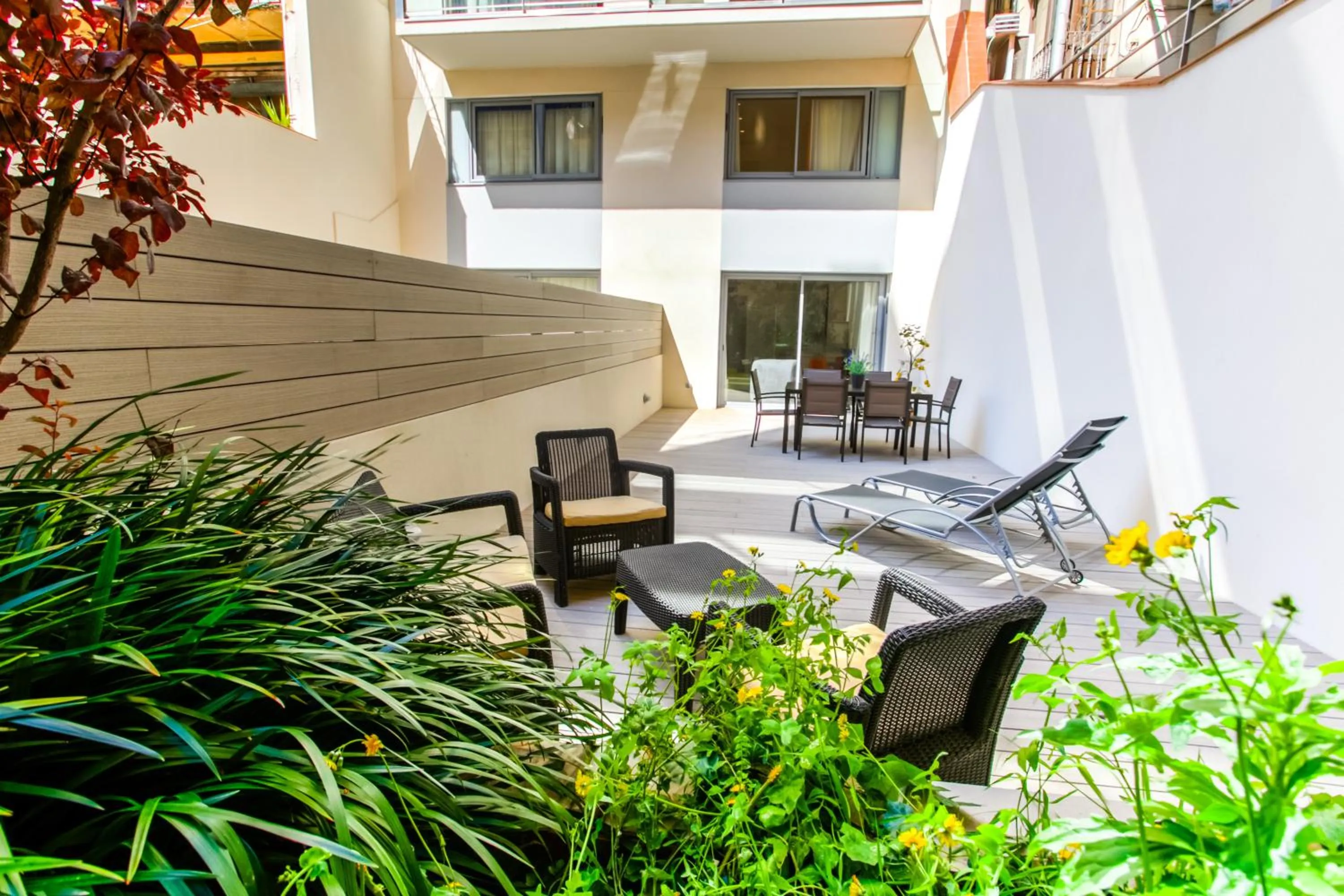 Garden in Cosmo Apartments Passeig de Gràcia