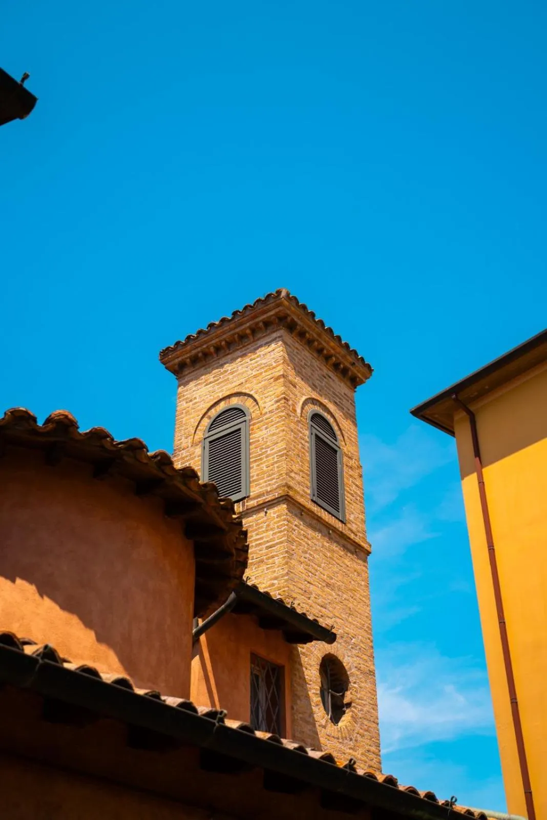 Property building in Ai Giardini di San Vitale