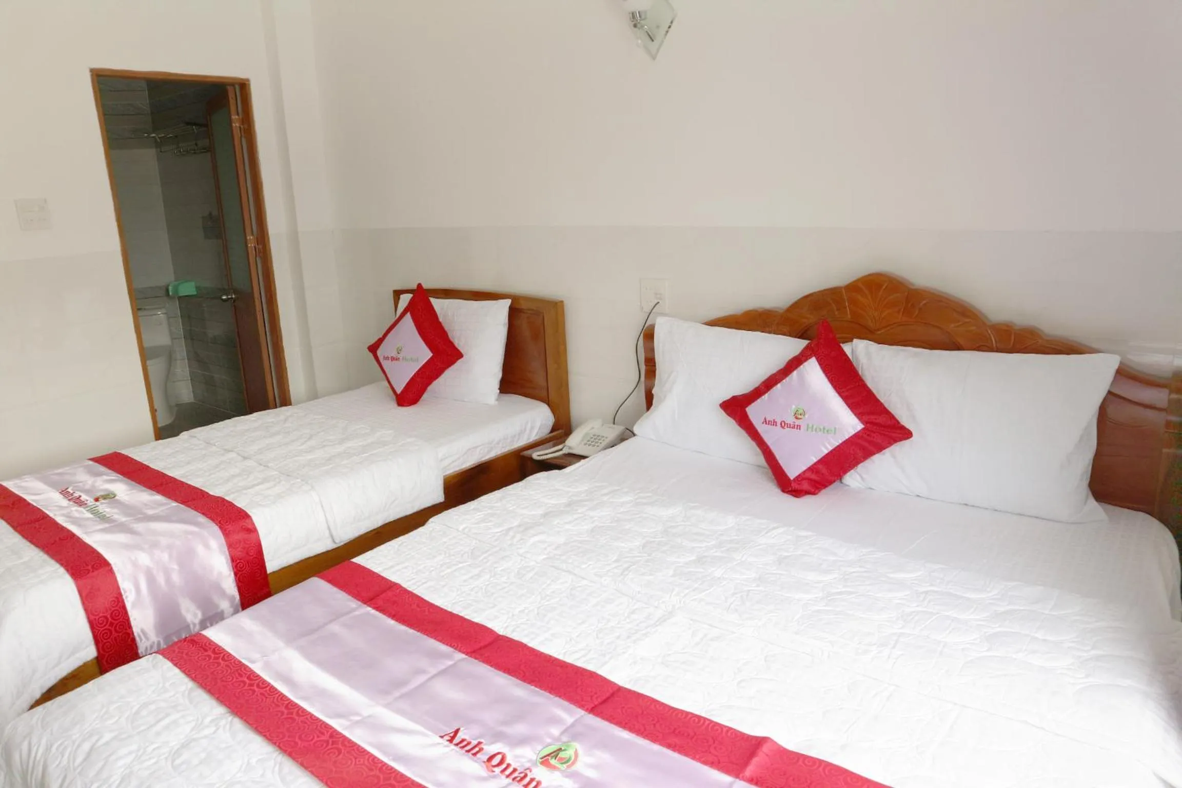 Bedroom, Bed in Anh Quân Hotel