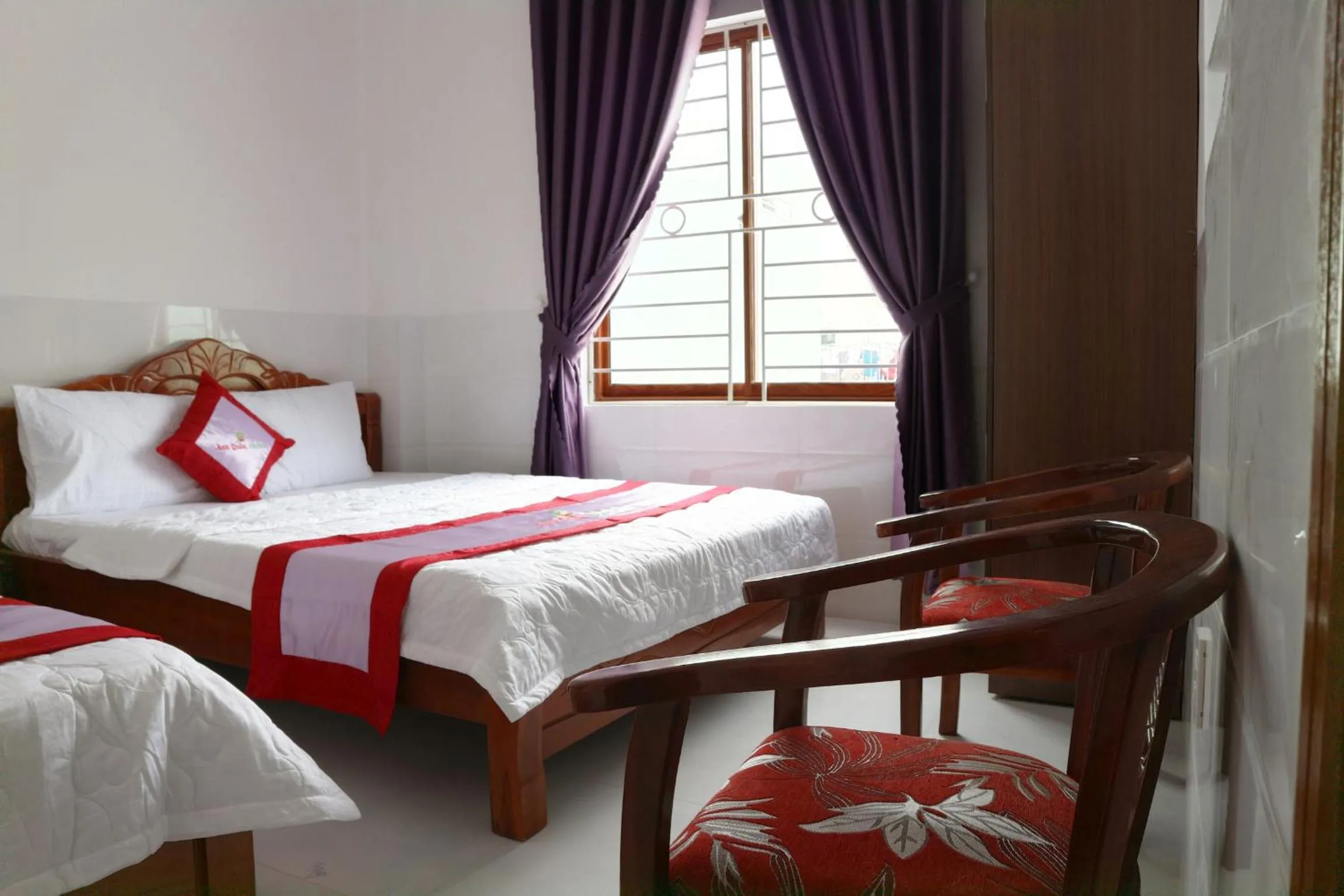 Bedroom, Bed in Anh Quân Hotel