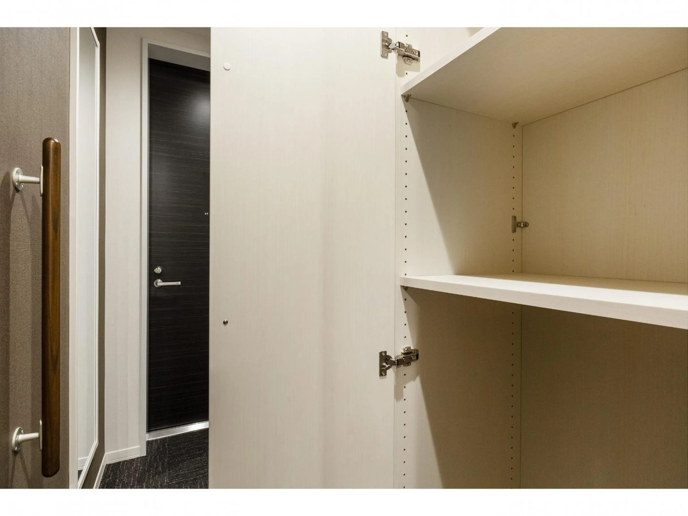 wardrobe in Kyo no yado en