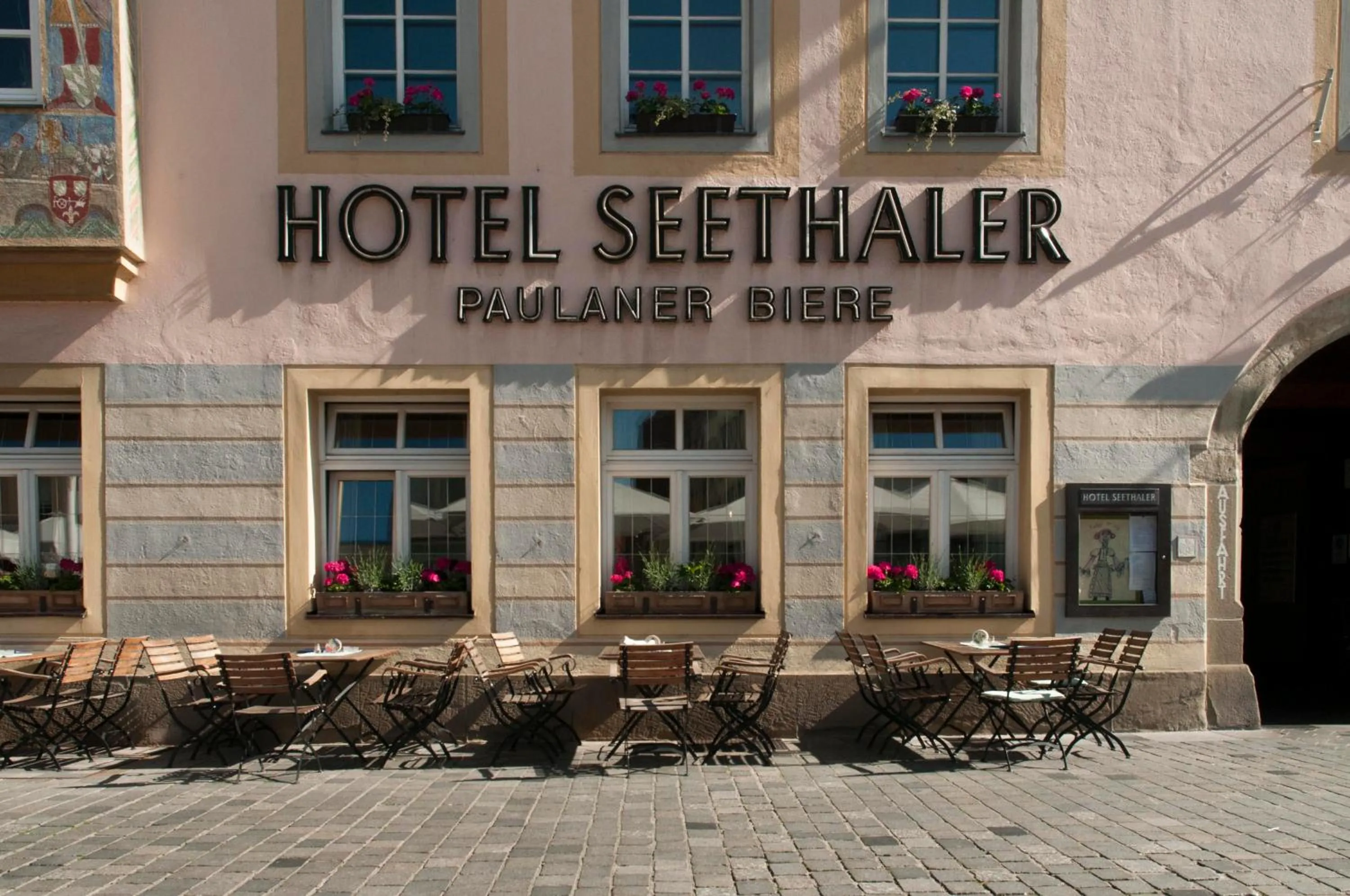 Restaurant/places to eat in Hotel Seethaler