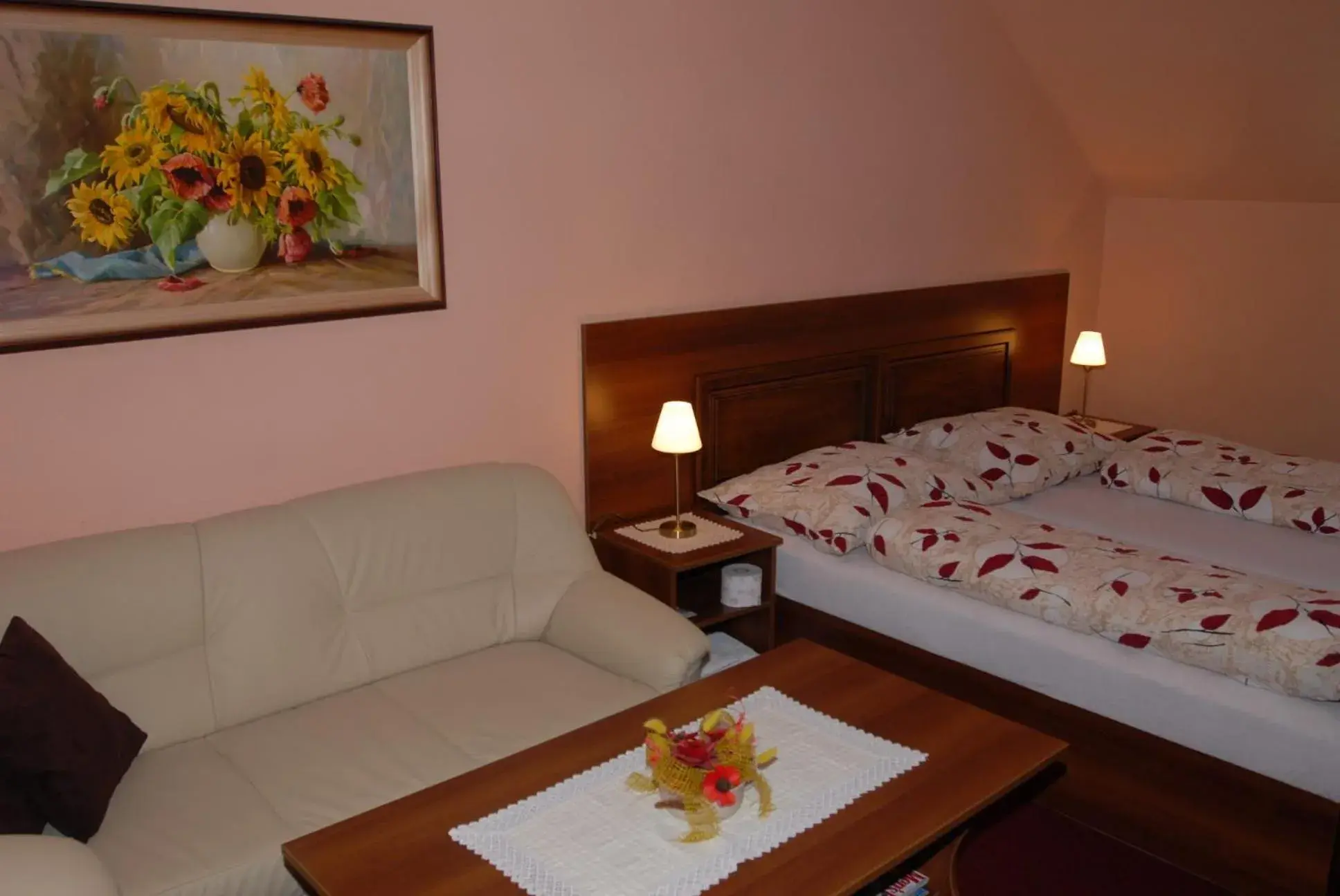 Double or Twin Room in Penzion Charlie Double or Twin Room in Penzion Charlie