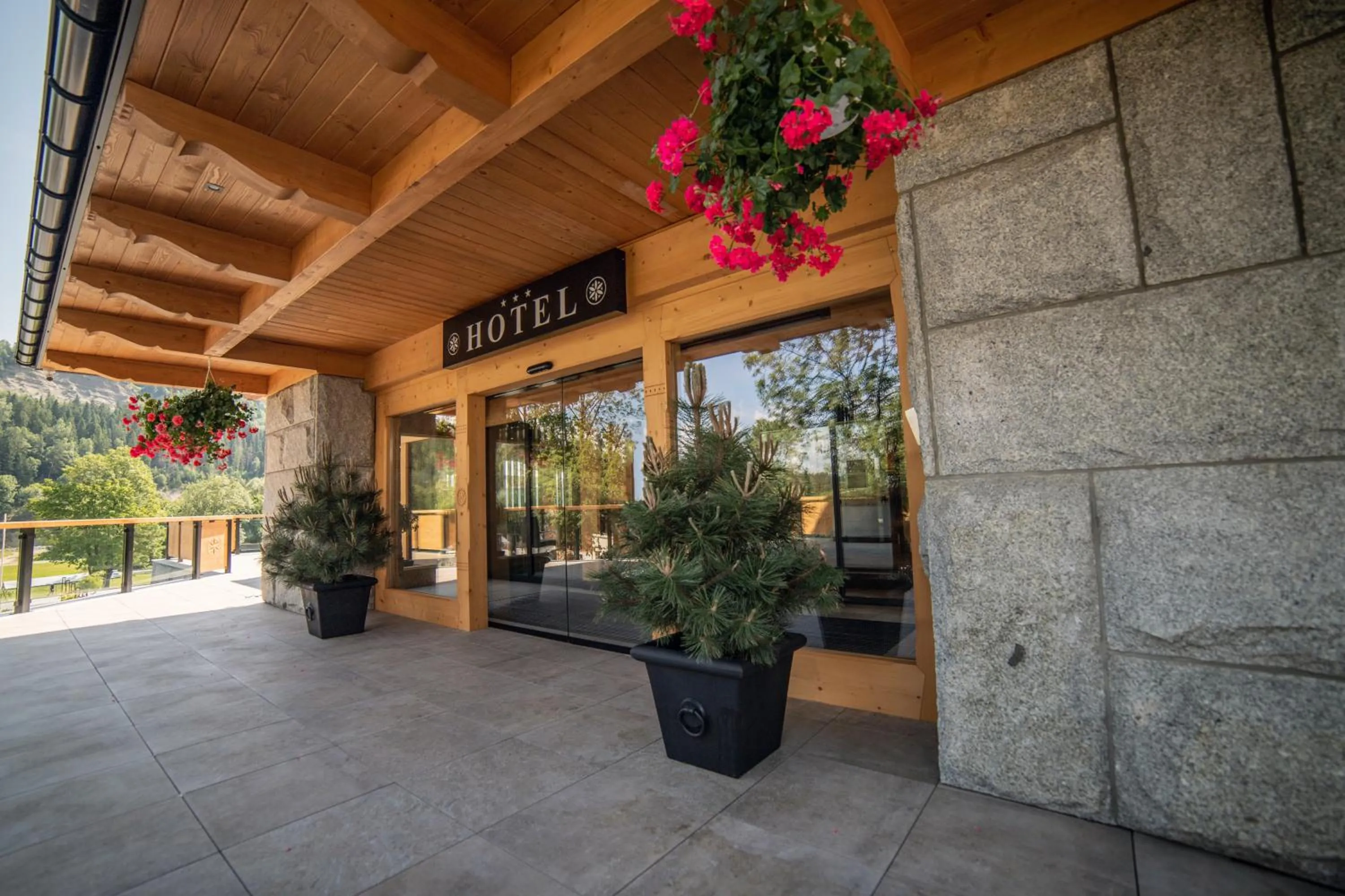 Property building in Hotel Litworowy Staw