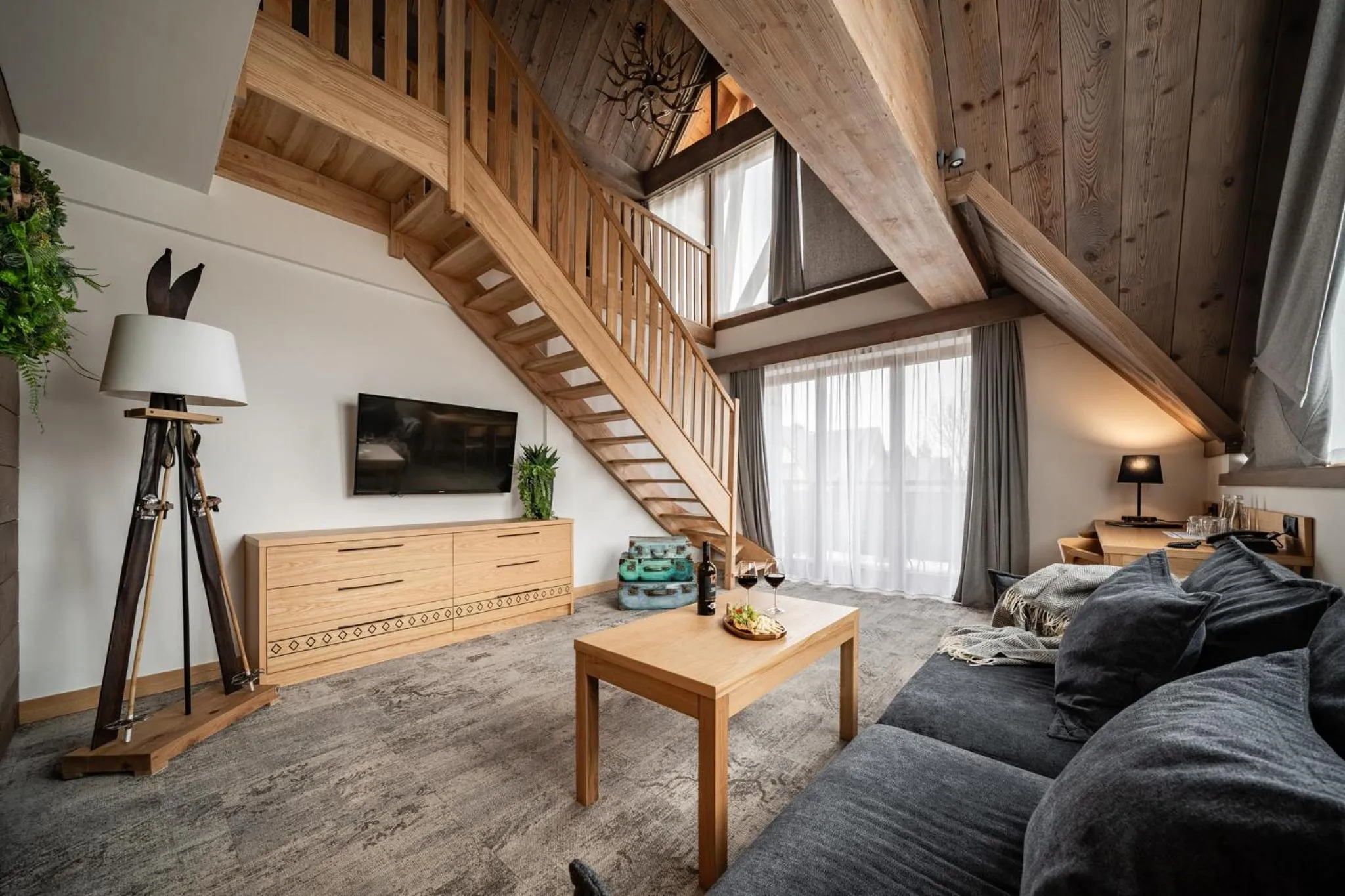 TV and multimedia in Hotel Litworowy Staw