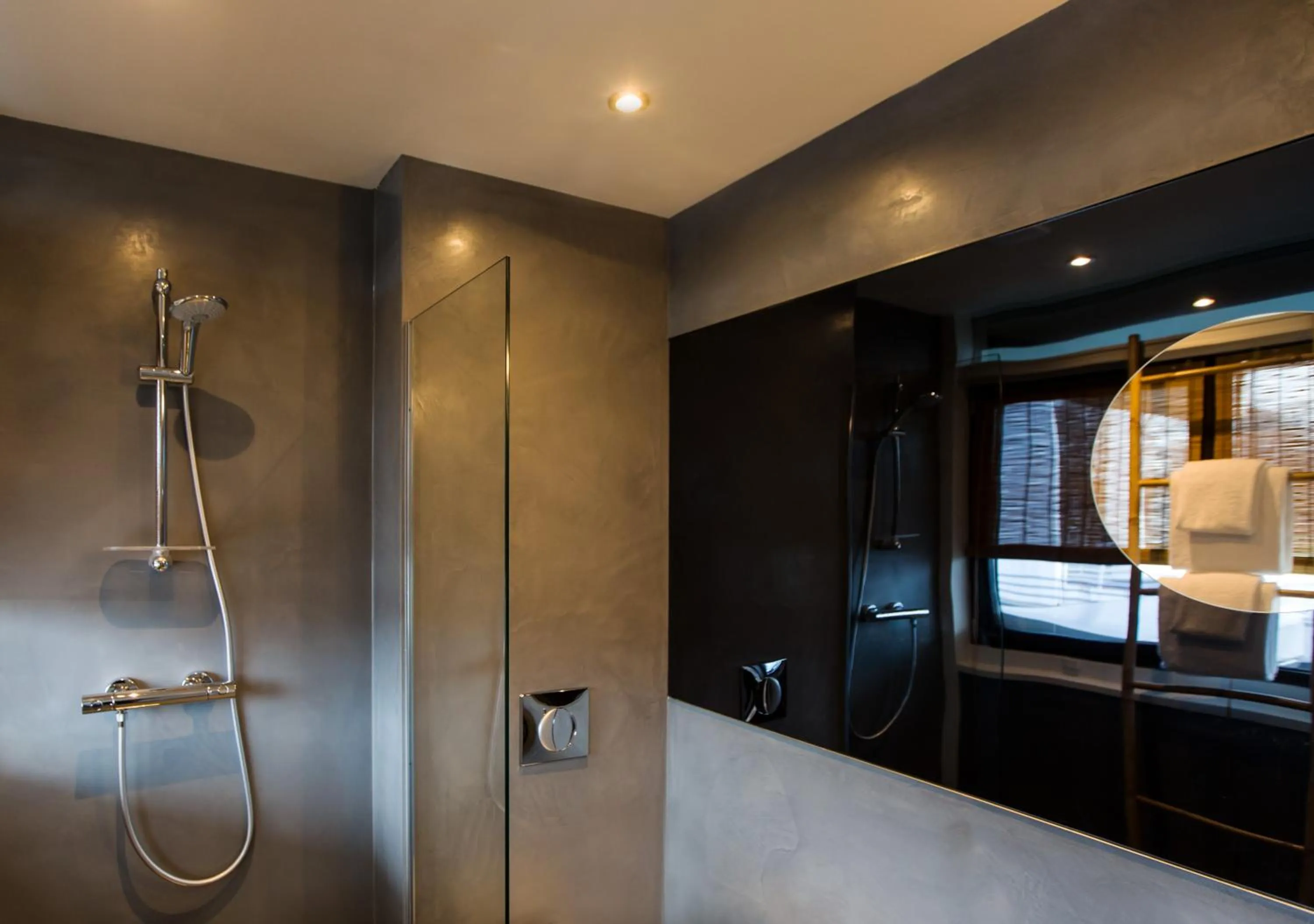 Shower in SWEETS - Meeuwenpleinbrug