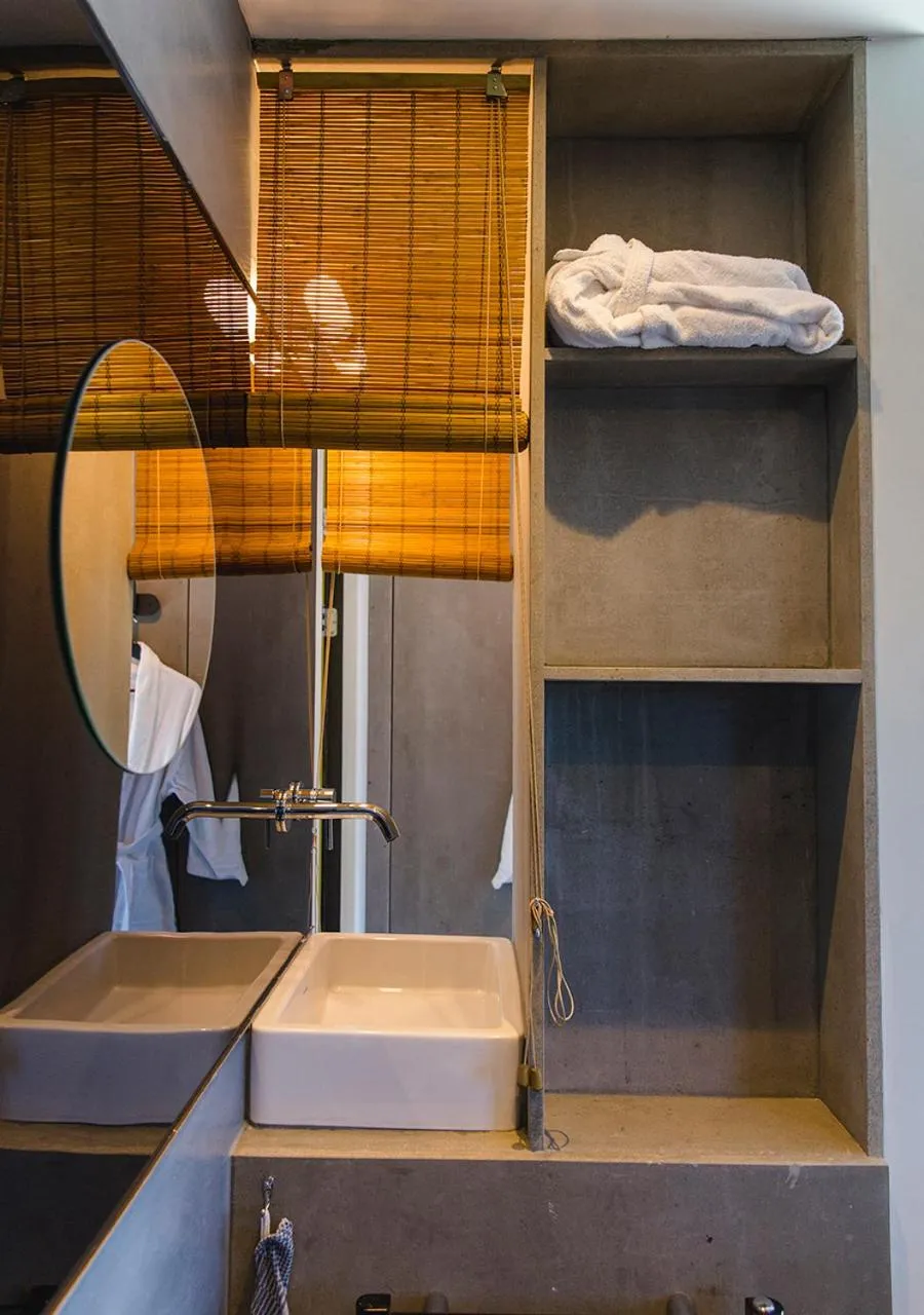 Bathroom in SWEETS - Meeuwenpleinbrug