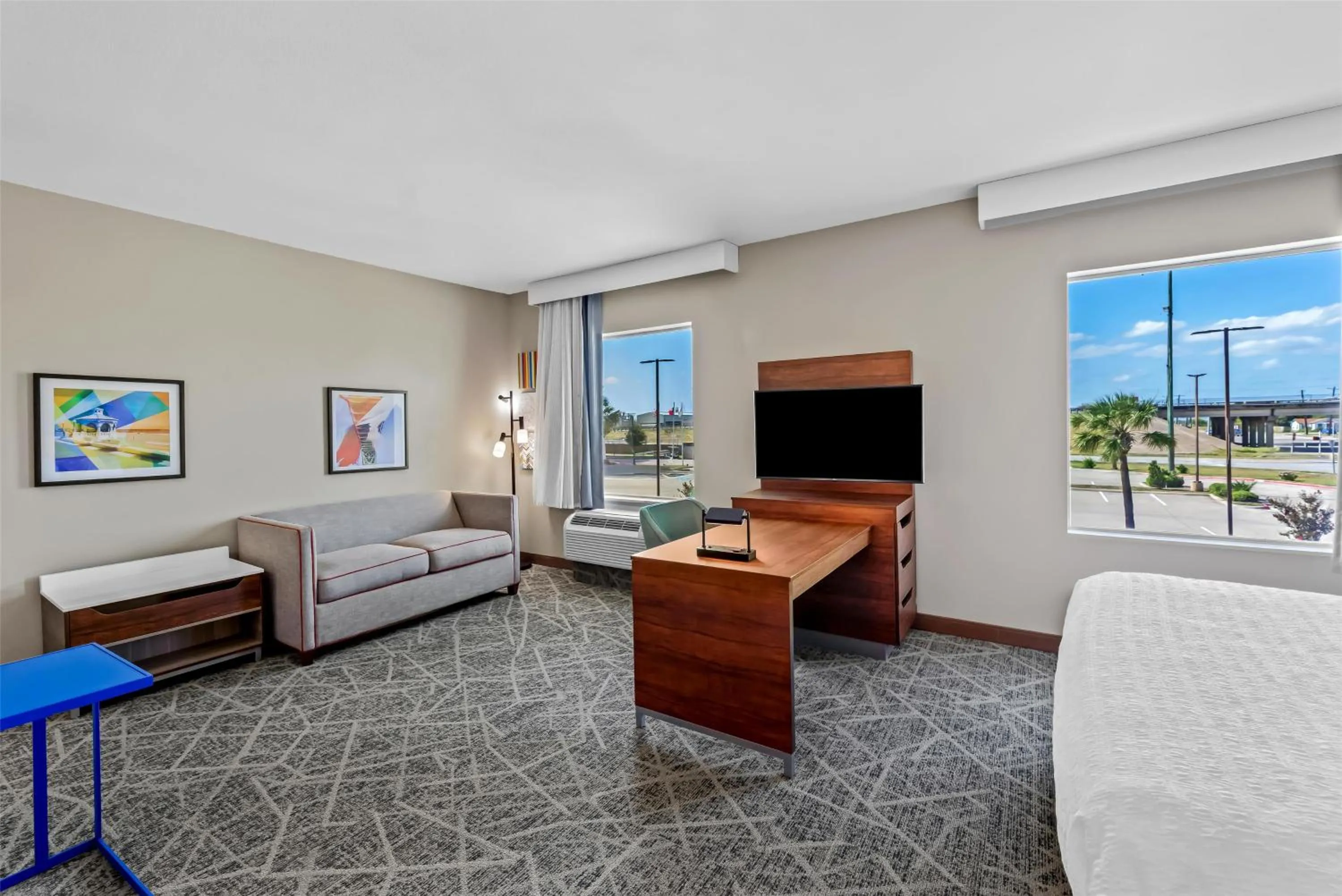 Living room in Hampton Inn & Suites Corpus Christi I-37 - Navigation Boulevard