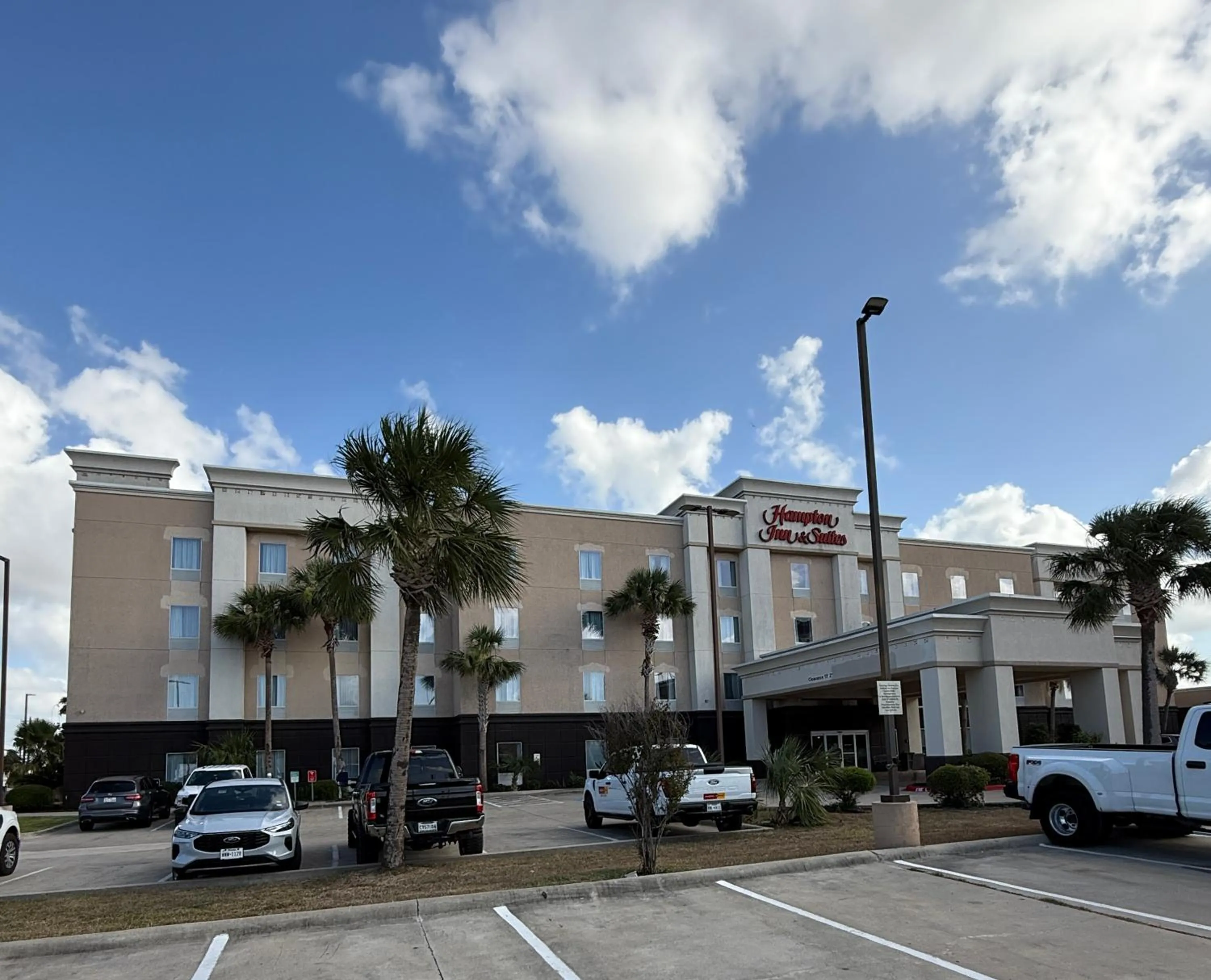 Parking in Hampton Inn & Suites Corpus Christi I-37 - Navigation Boulevard