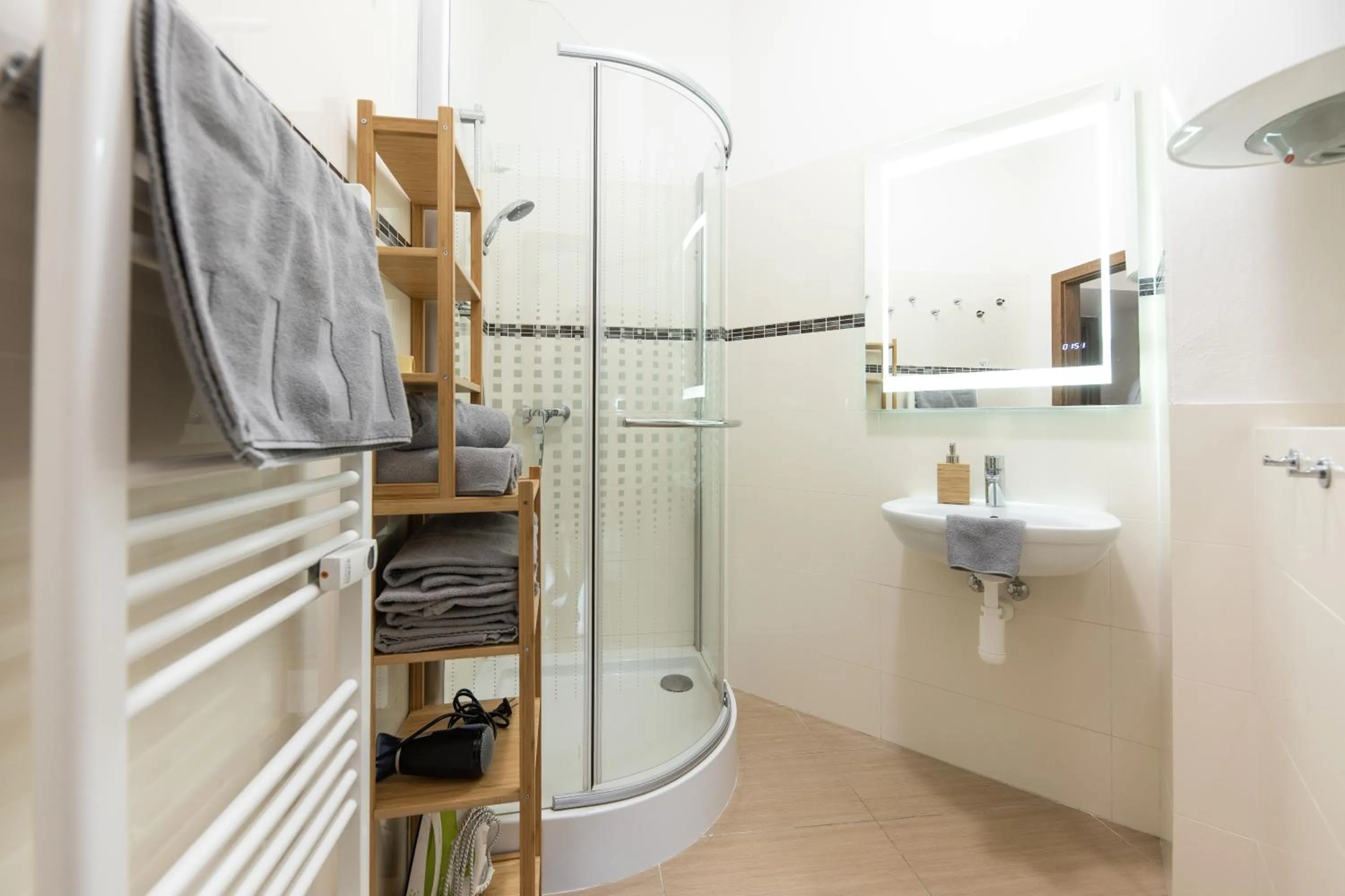 Shower in Jacob Brno