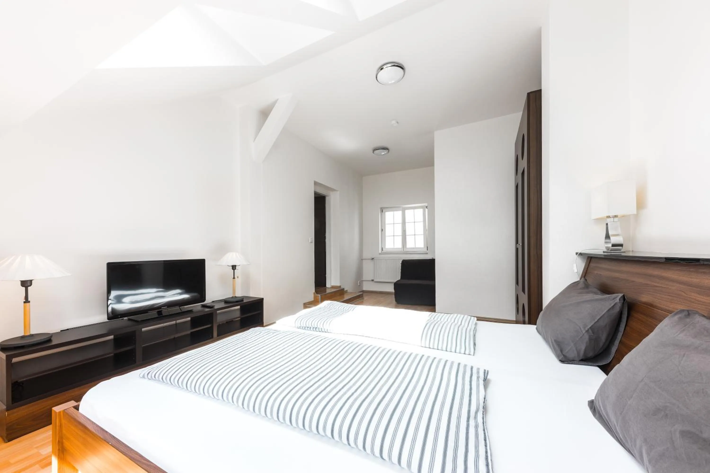 Bedroom, Bed in Jacob Brno