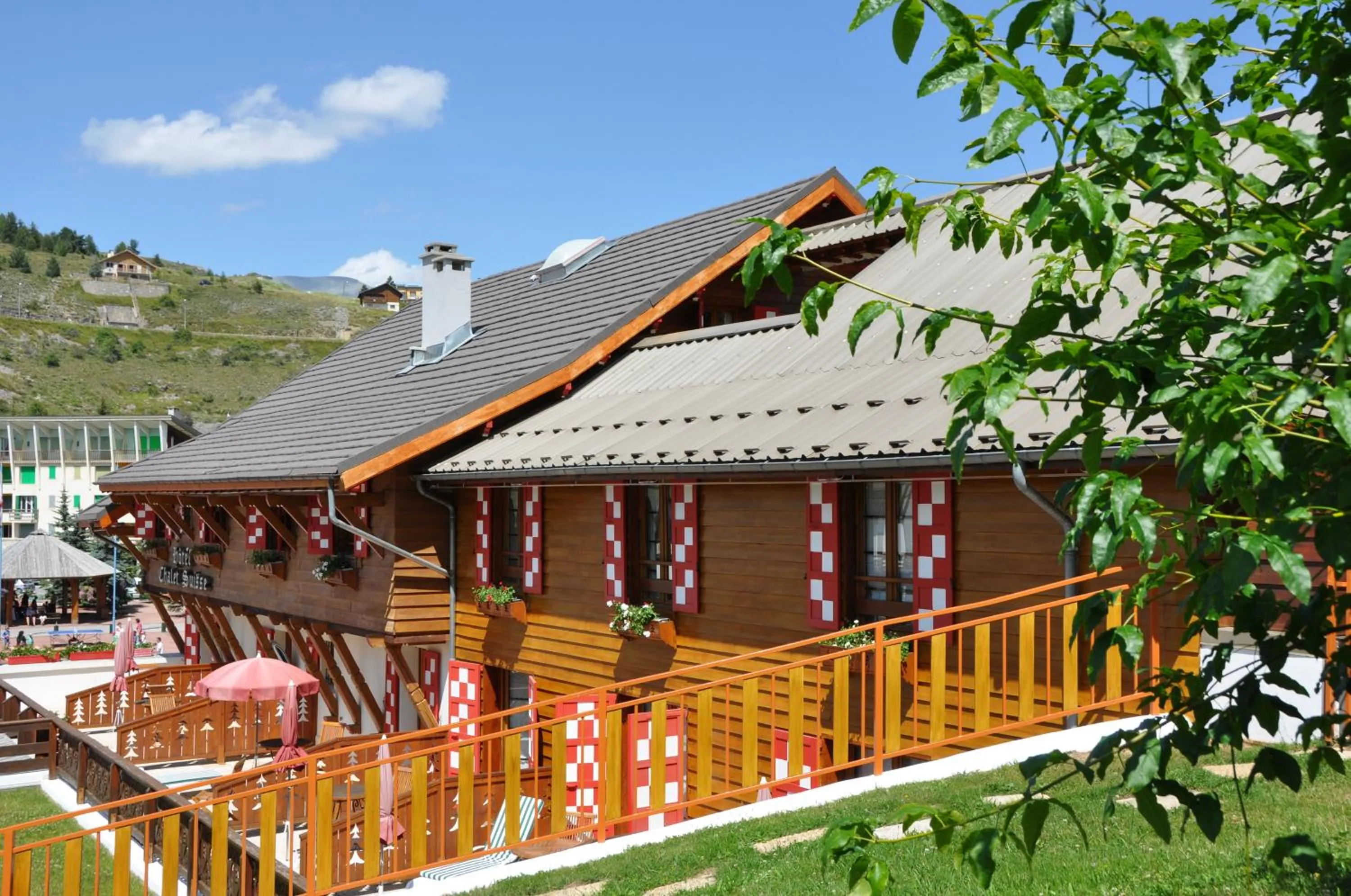 Property building in Le Chalet Suisse