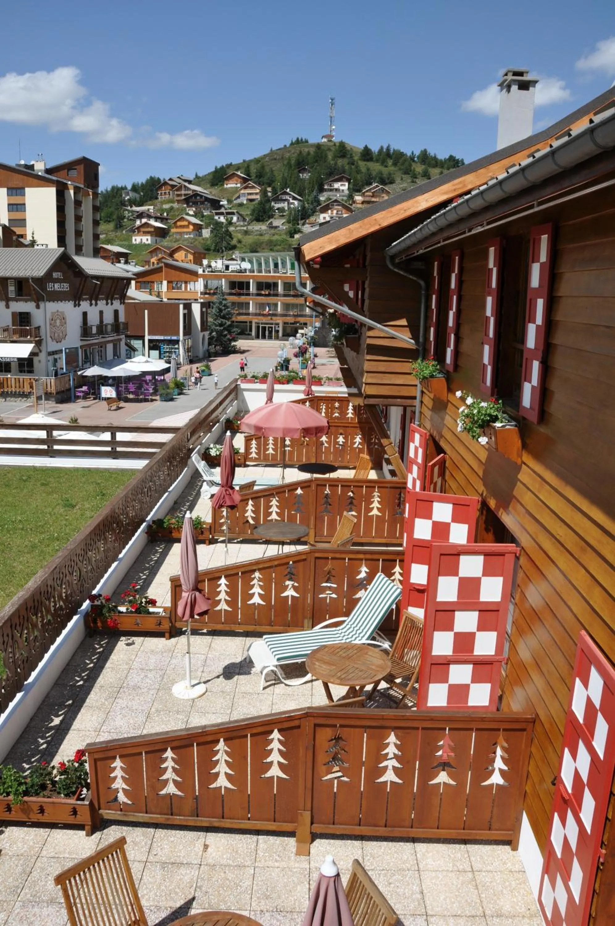 Patio in Le Chalet Suisse
