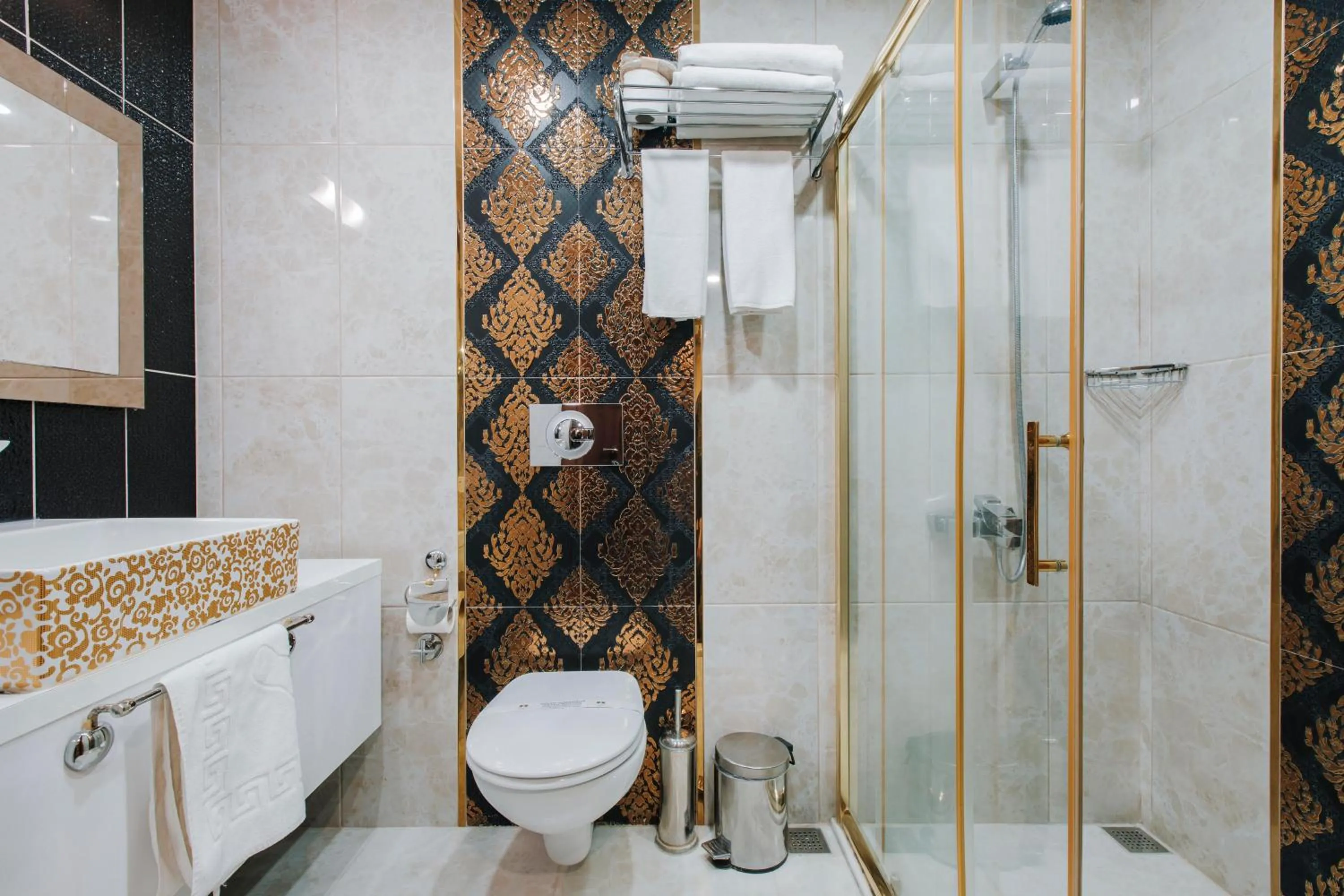 Bathroom in TS Gold Otel