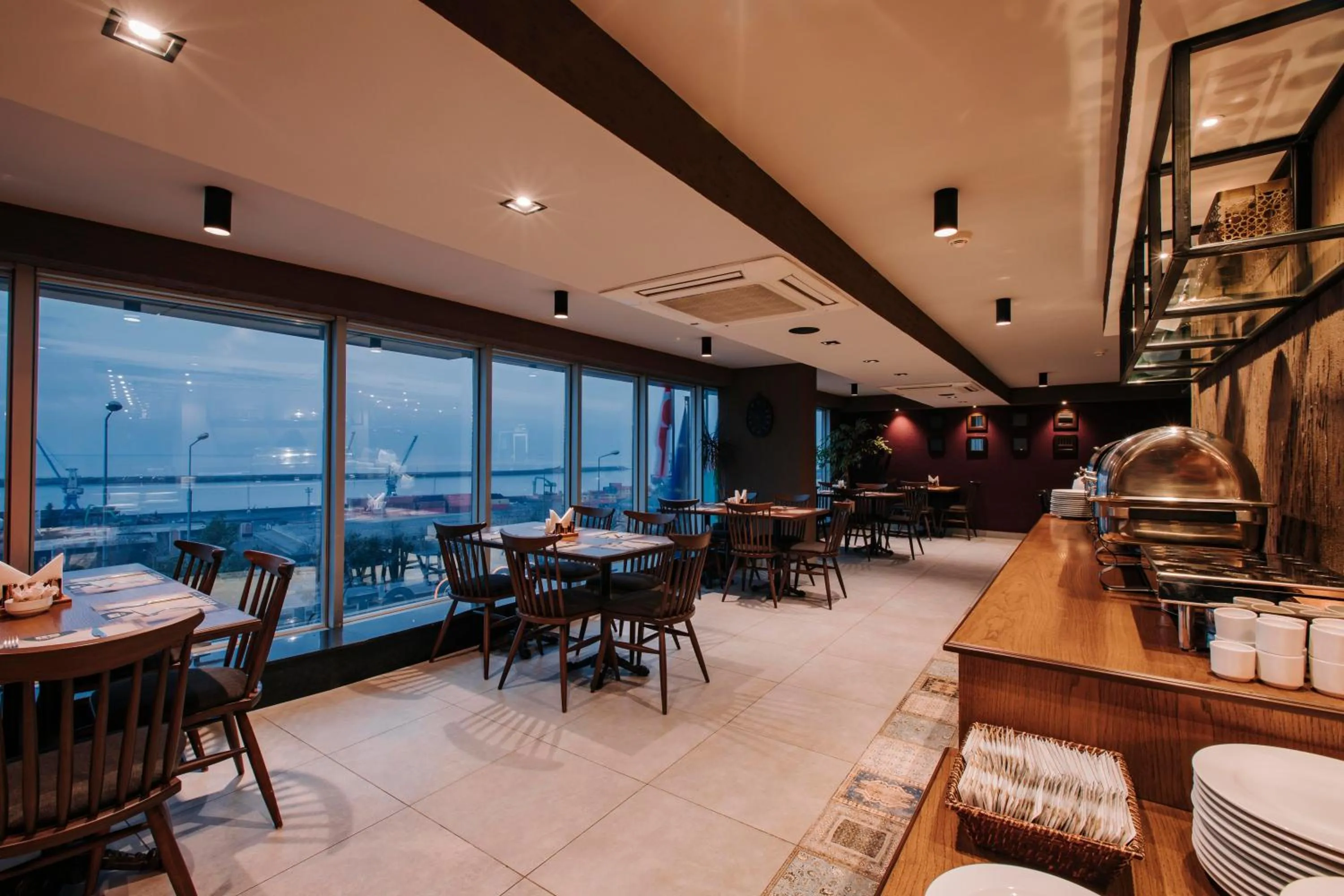 Restaurant/Places to Eat in TS Gold Otel