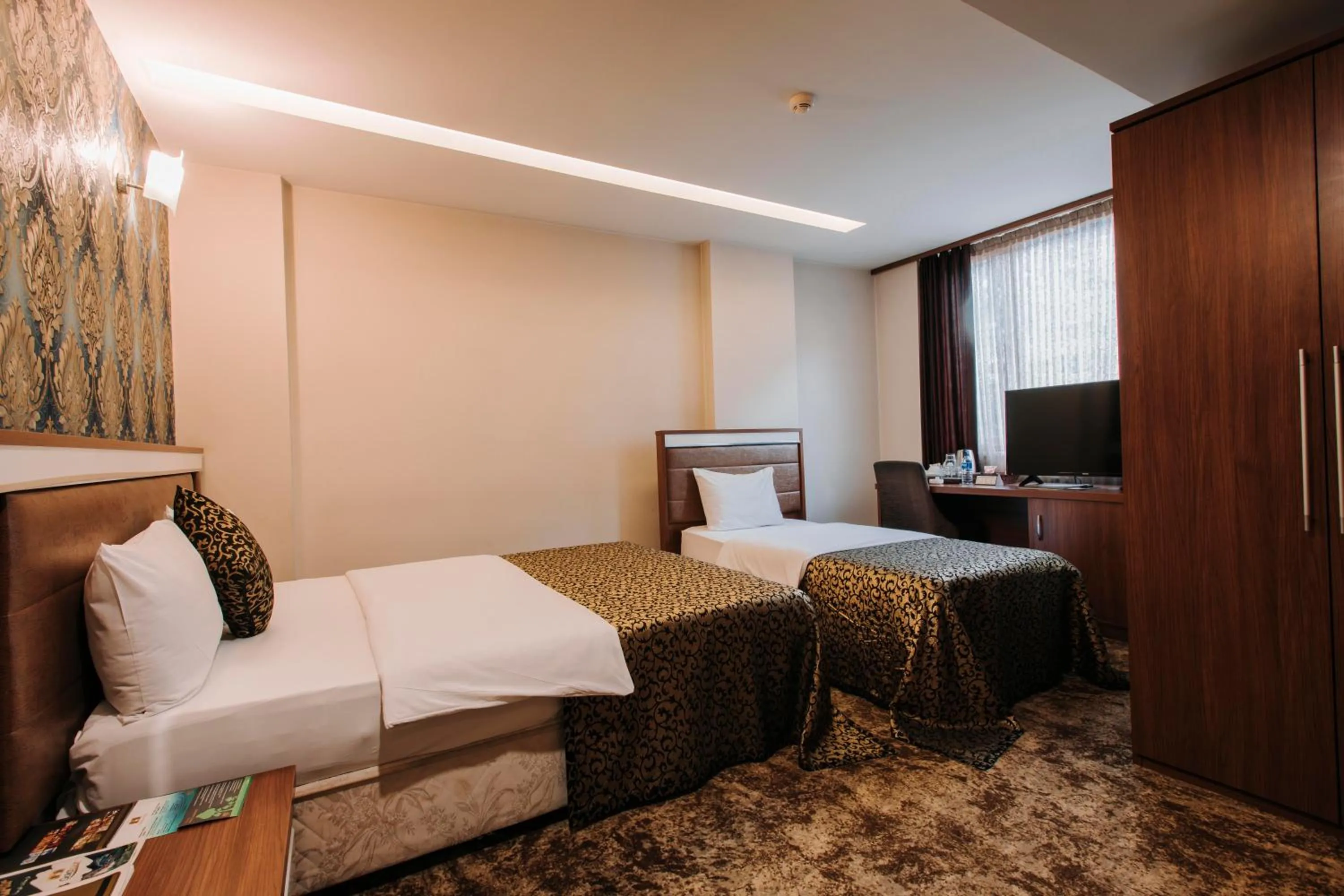 Bed in TS Gold Otel