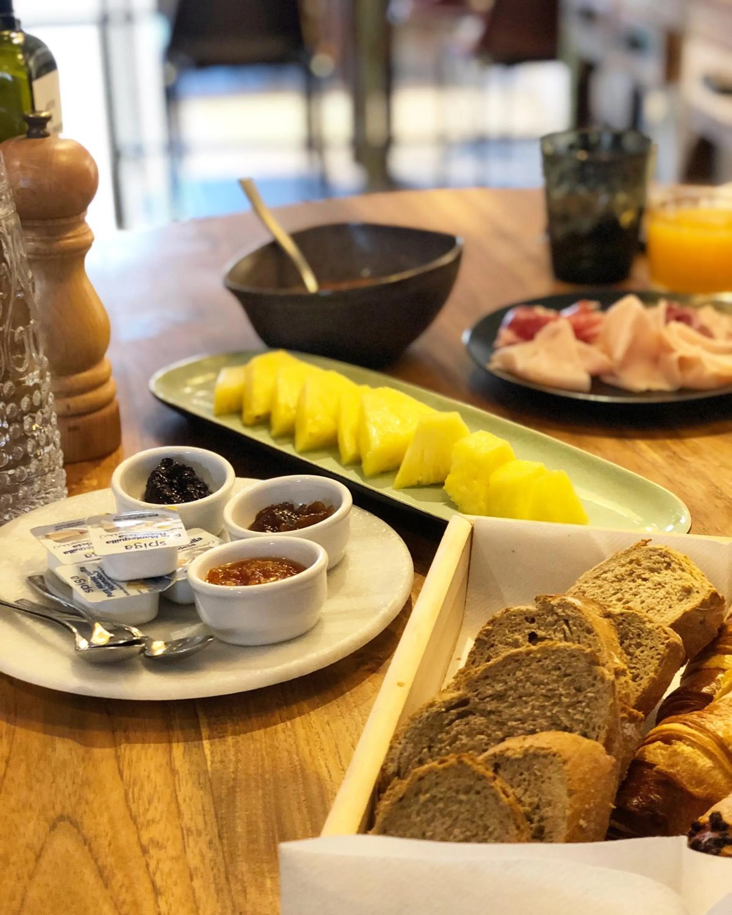 Breakfast in Smoix hotel