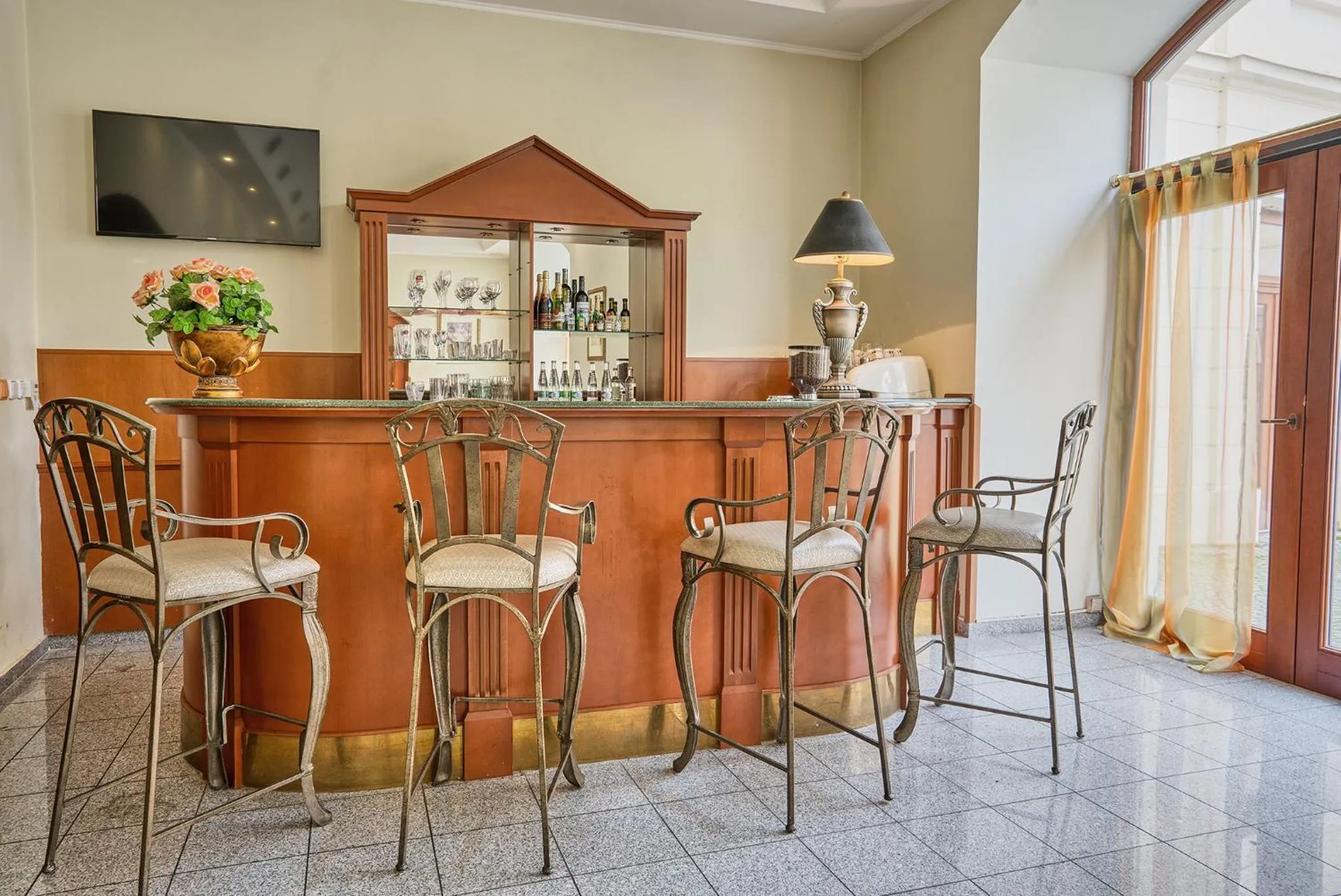 Lounge or bar in Hotel Royal