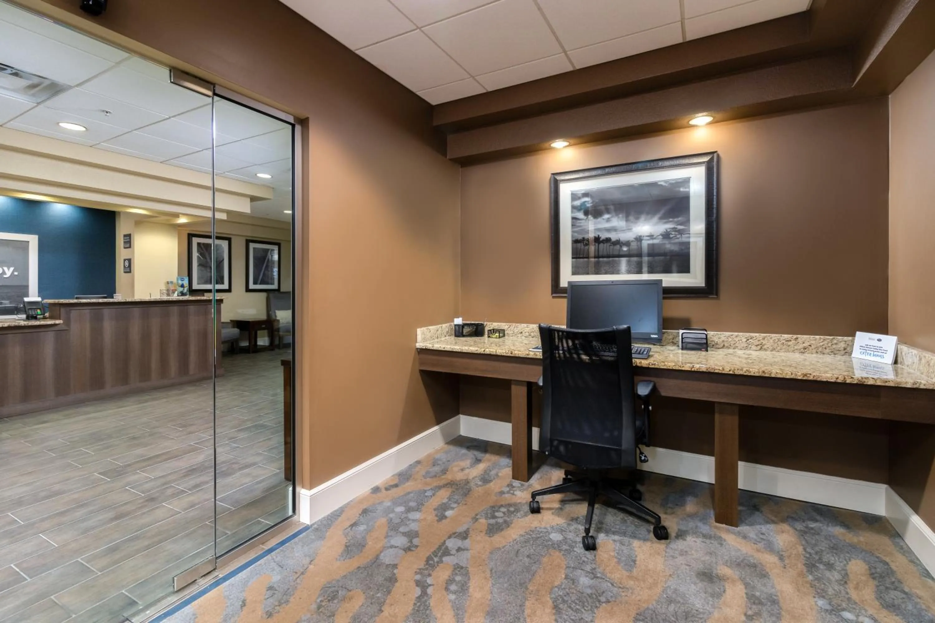 Business facilities in Hampton Inn Daytona Shores-Oceanfront